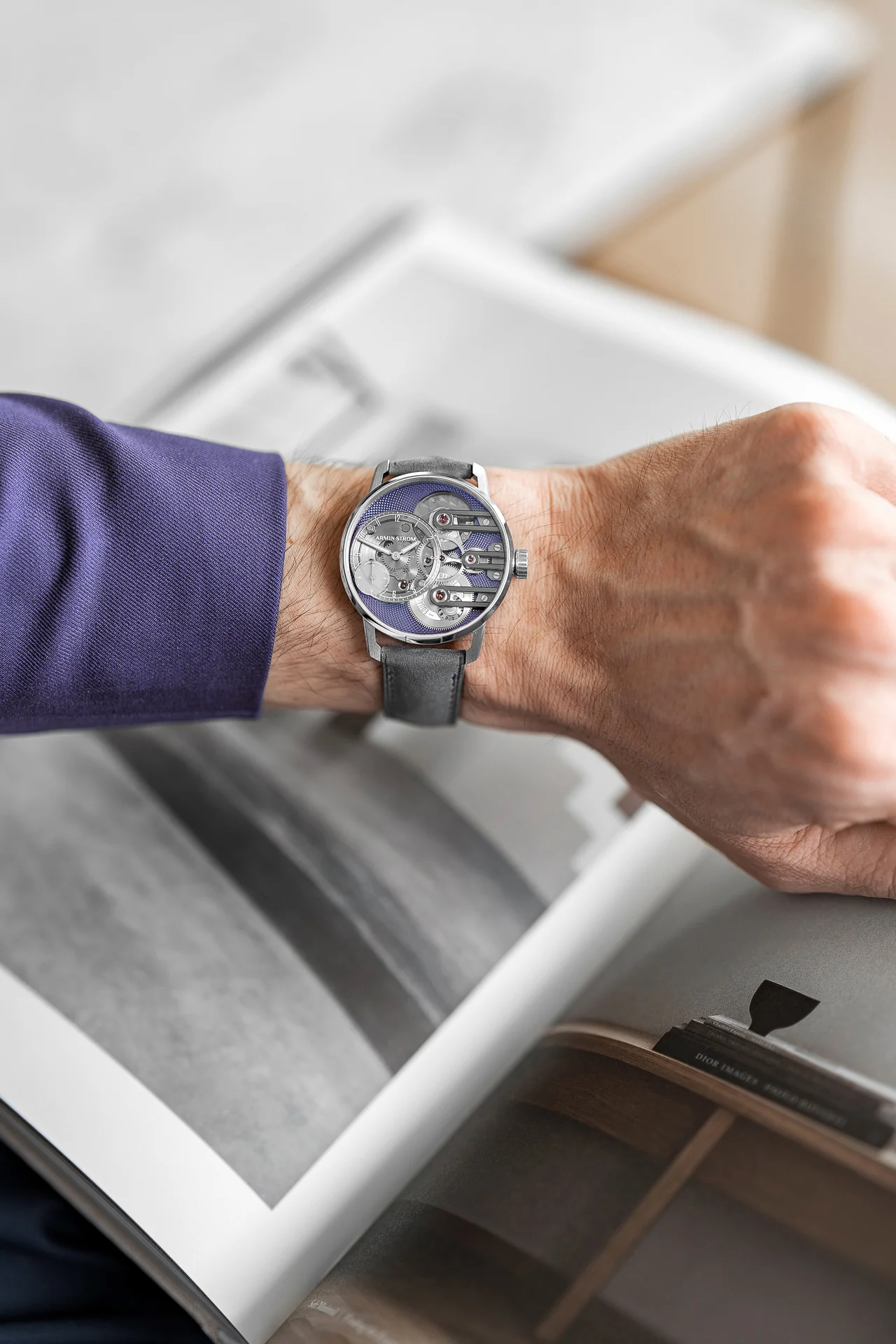 Gravity Equal Force Ultimate Sapphire Purple | 41mm, Steel, Leather, Lavender Dial - Image 6