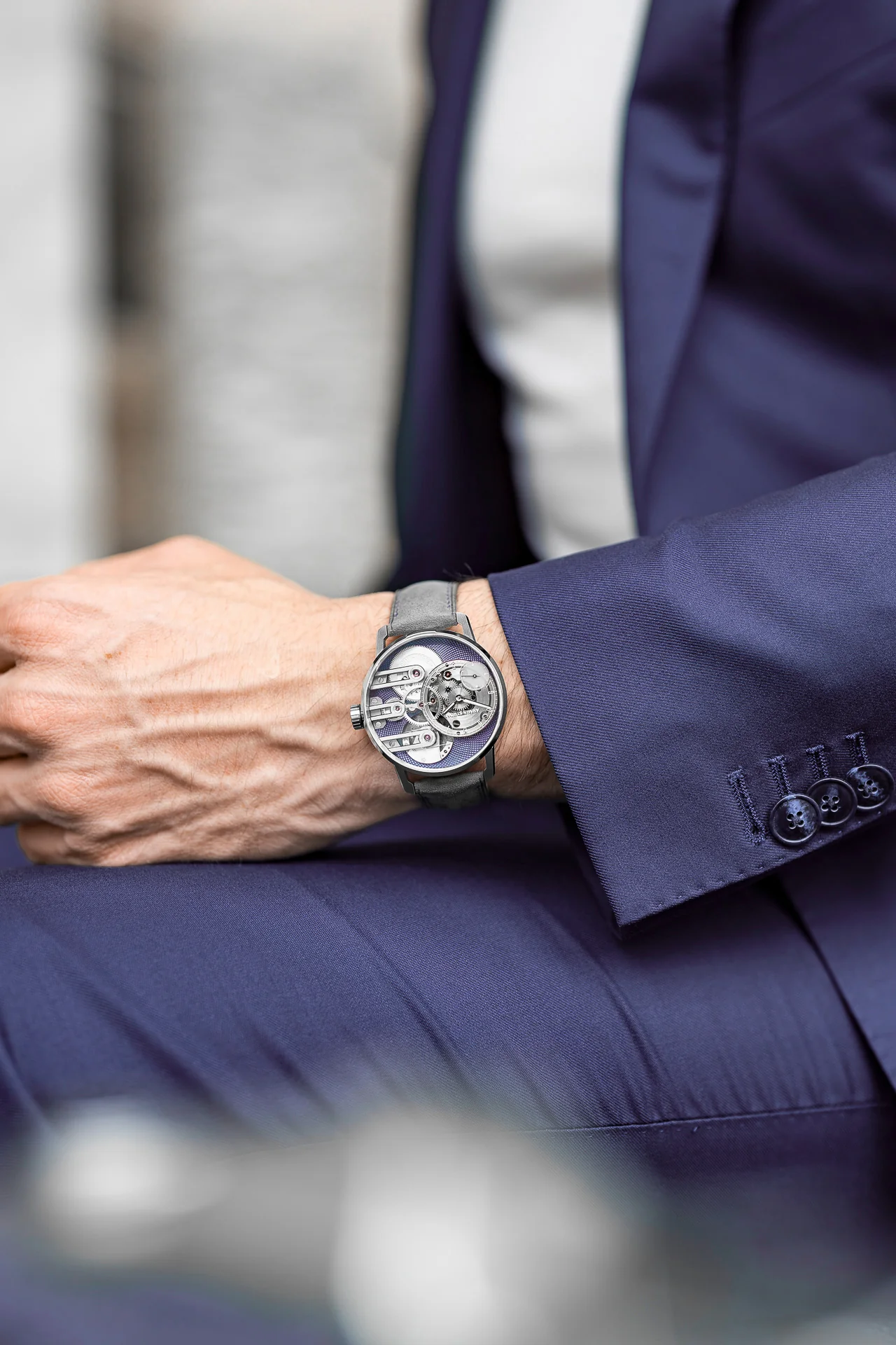 Gravity Equal Force Ultimate Sapphire Purple | 41mm, Steel, Leather, Lavender Dial - Image 8
