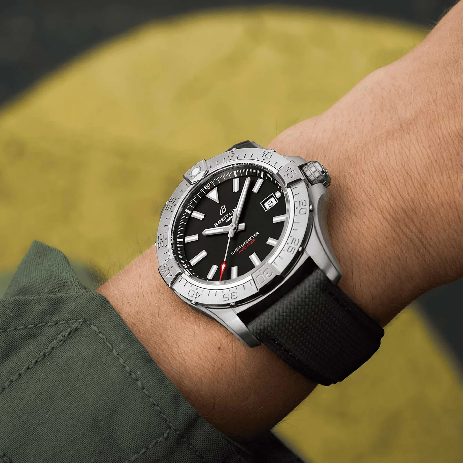 Avenger Automatic 42 | 42mm, Steel, Leather, Black Dial - Image 3