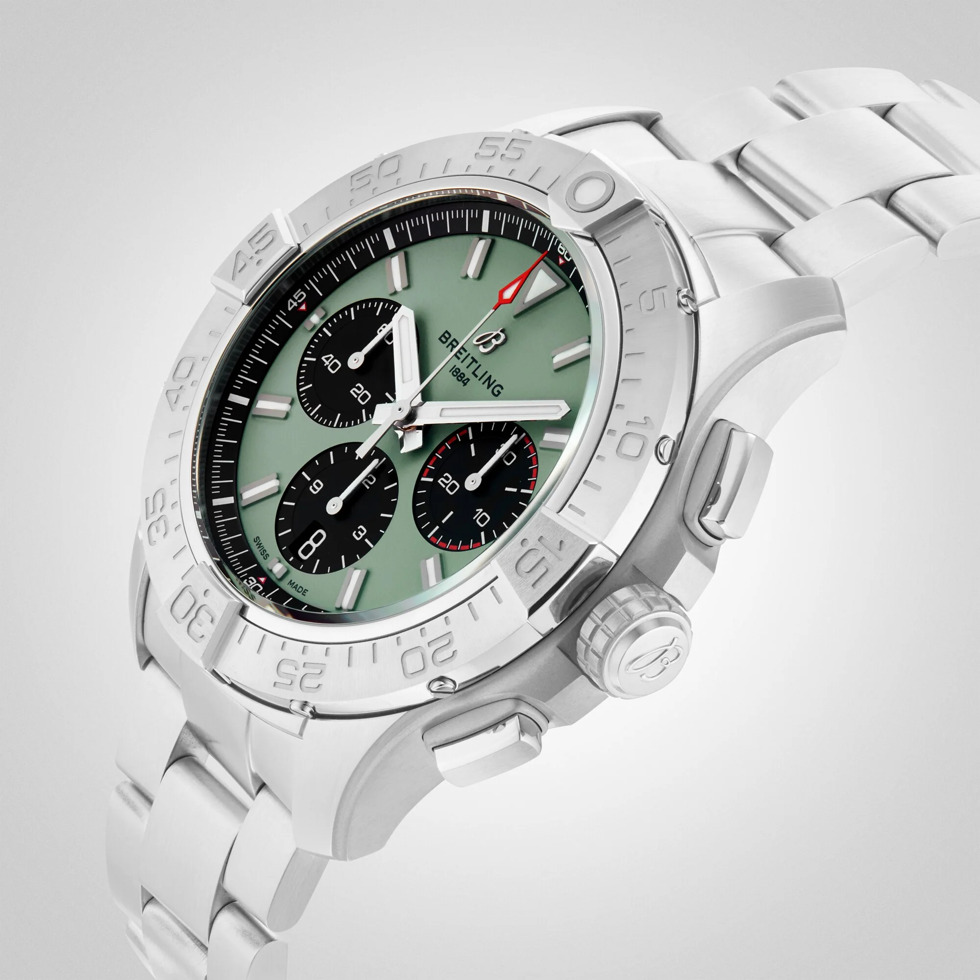 Avenger B01 Chronograph 44 | 44mm, Steel, Green Dial - Image 5