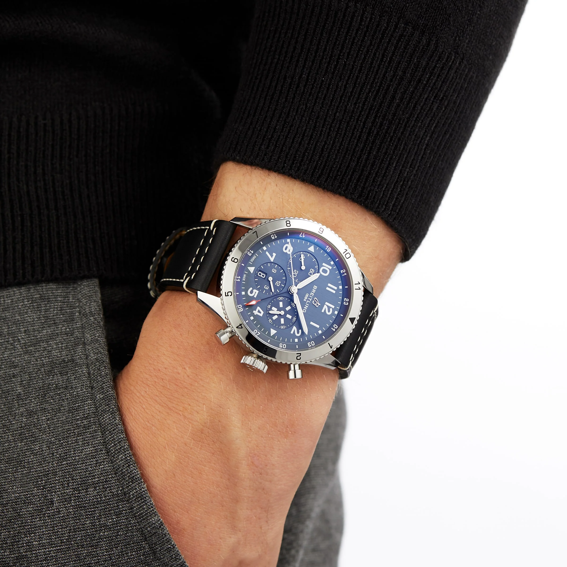 Super AVI B04 Chronograph GMT 46 Tribute To Vought F4U | 46mm, Steel, Leather, Blue Dial - Image 3