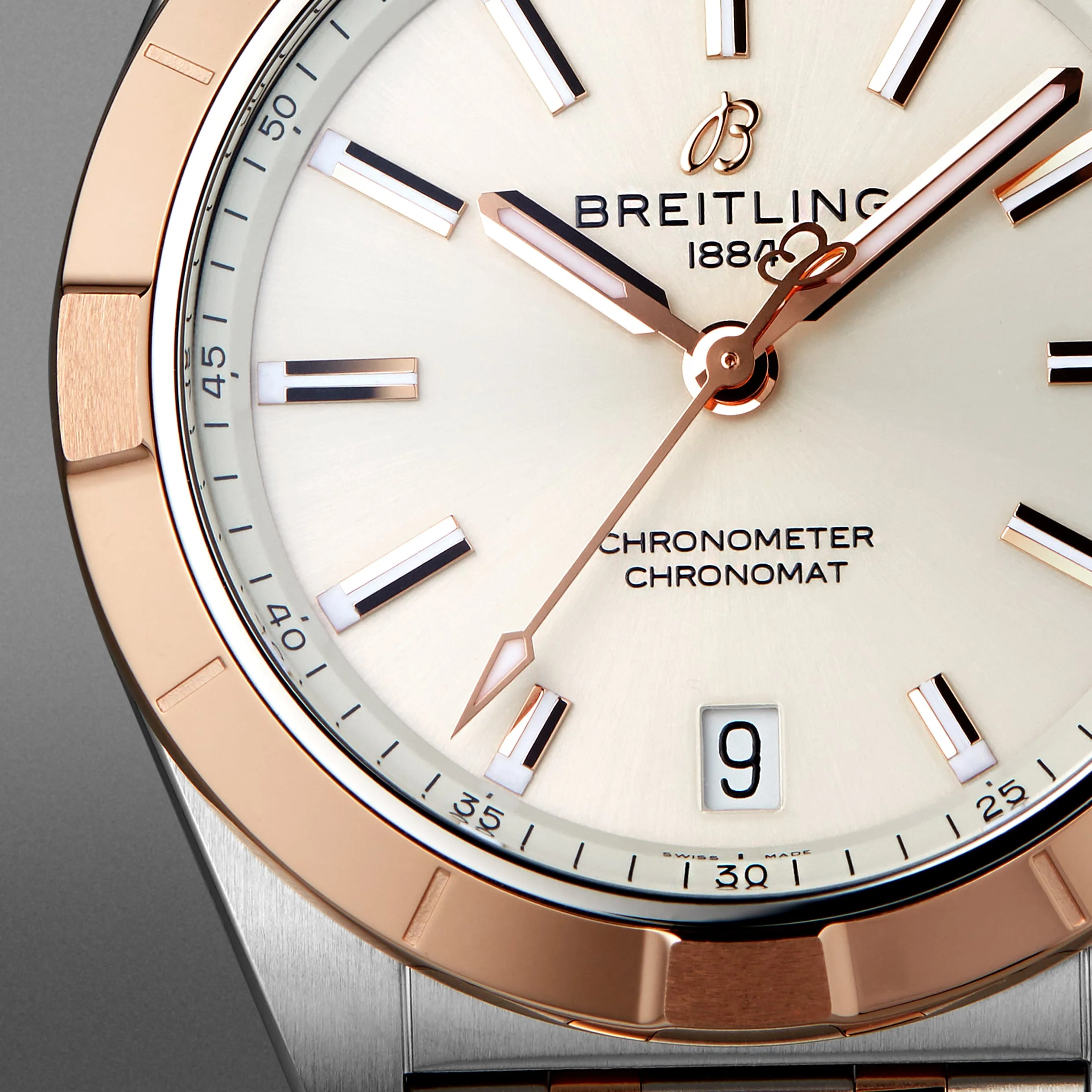 Chronomat 32 | 32mm, Two-Tone Steel & 18K Rose Gold, White Dial - Image 7