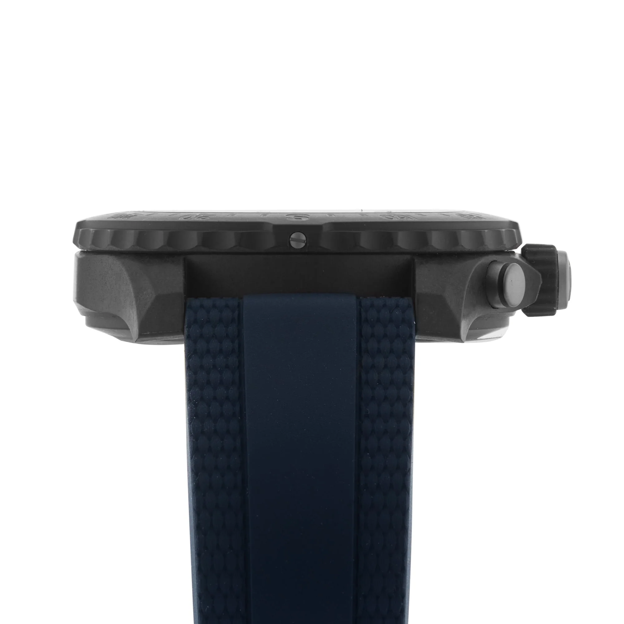Endurance Pro 44 | 44mm, Breitlight, Rubber, Black Dial, Ref. X82310D51B1S2 - Image 4