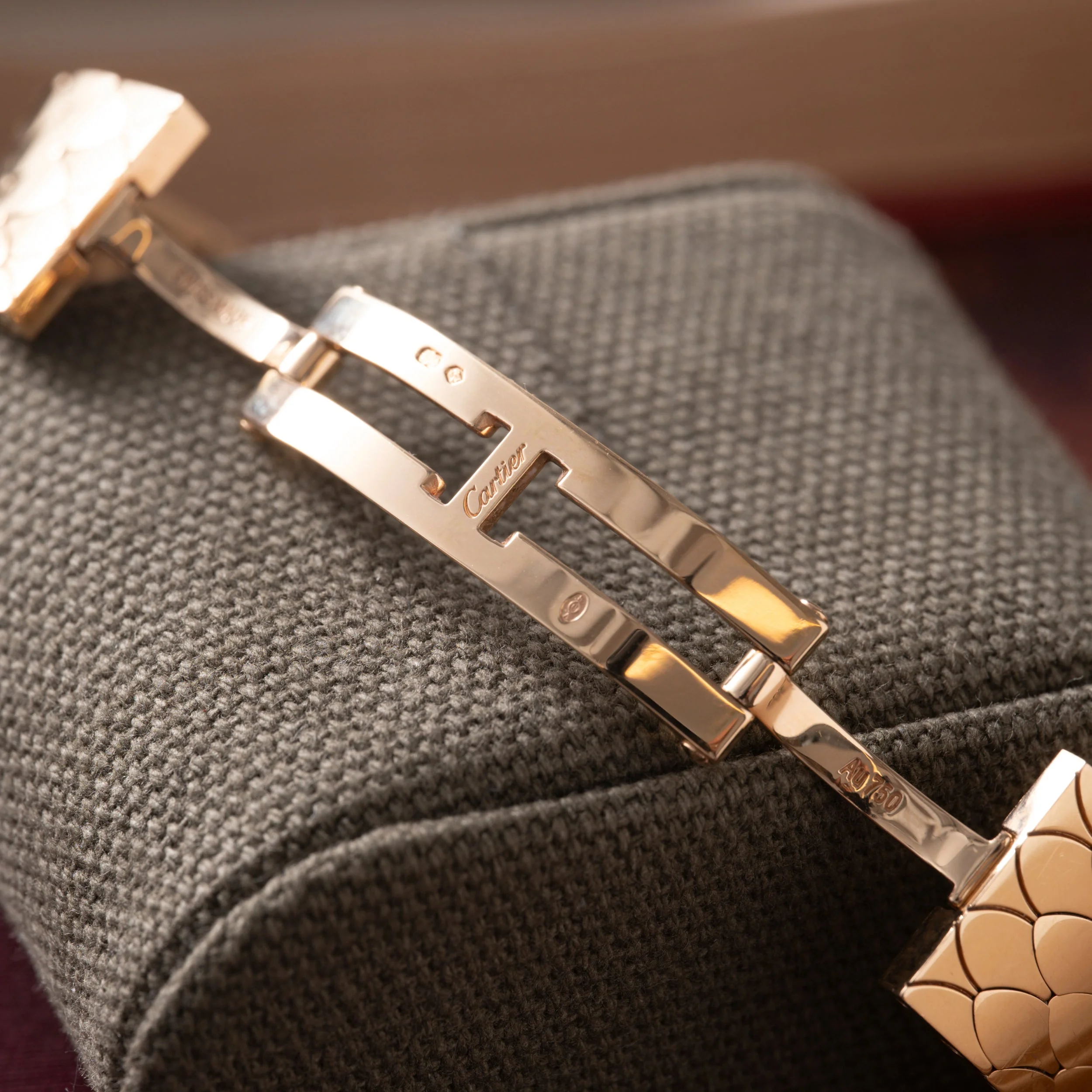 Cartier Tank Americaine Automatic Diamonds - Image 10