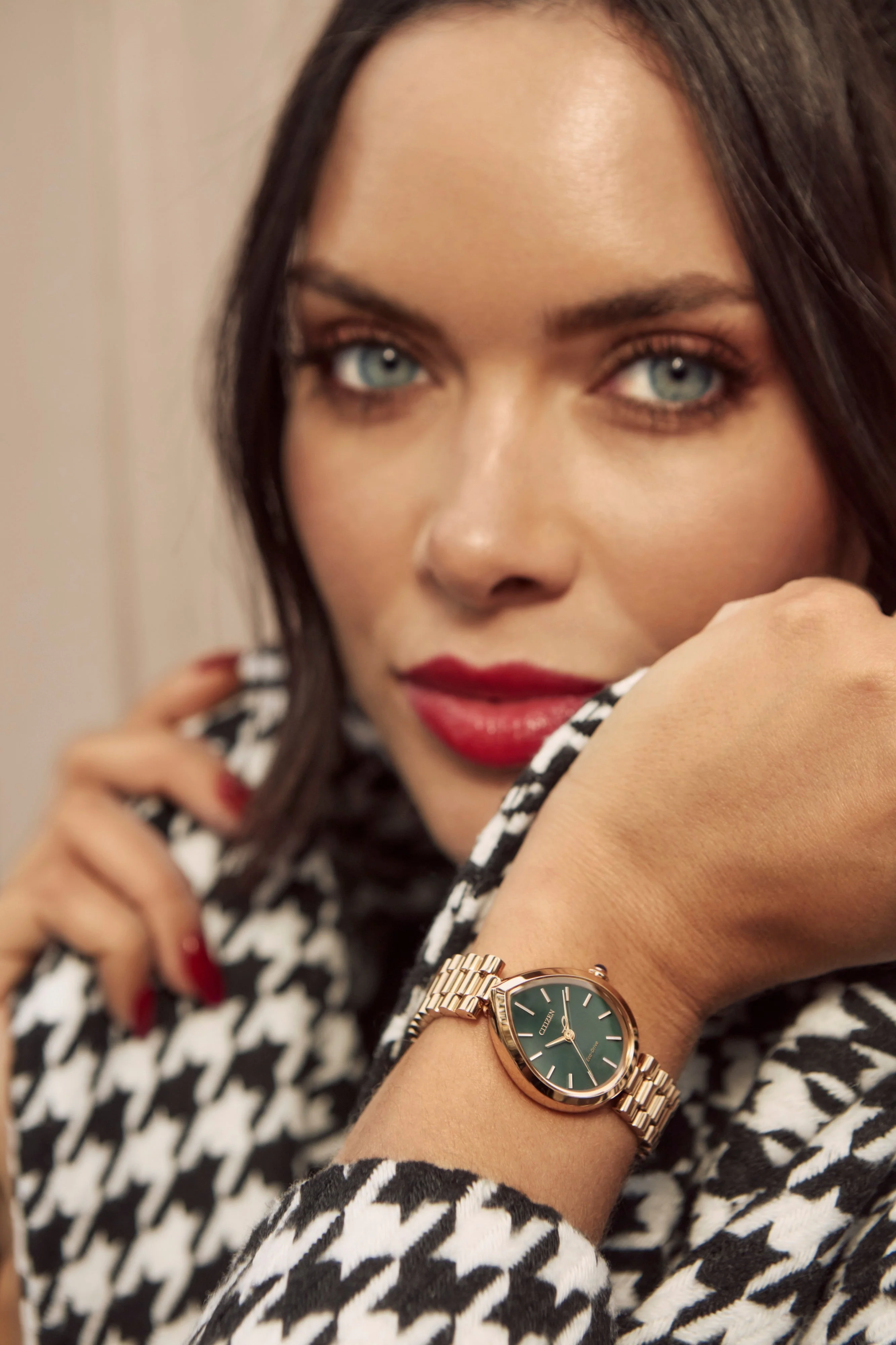 Rainell | 26mm, 14K Yellow Gold Plated Steel, Steel, Green Dial - Image 5