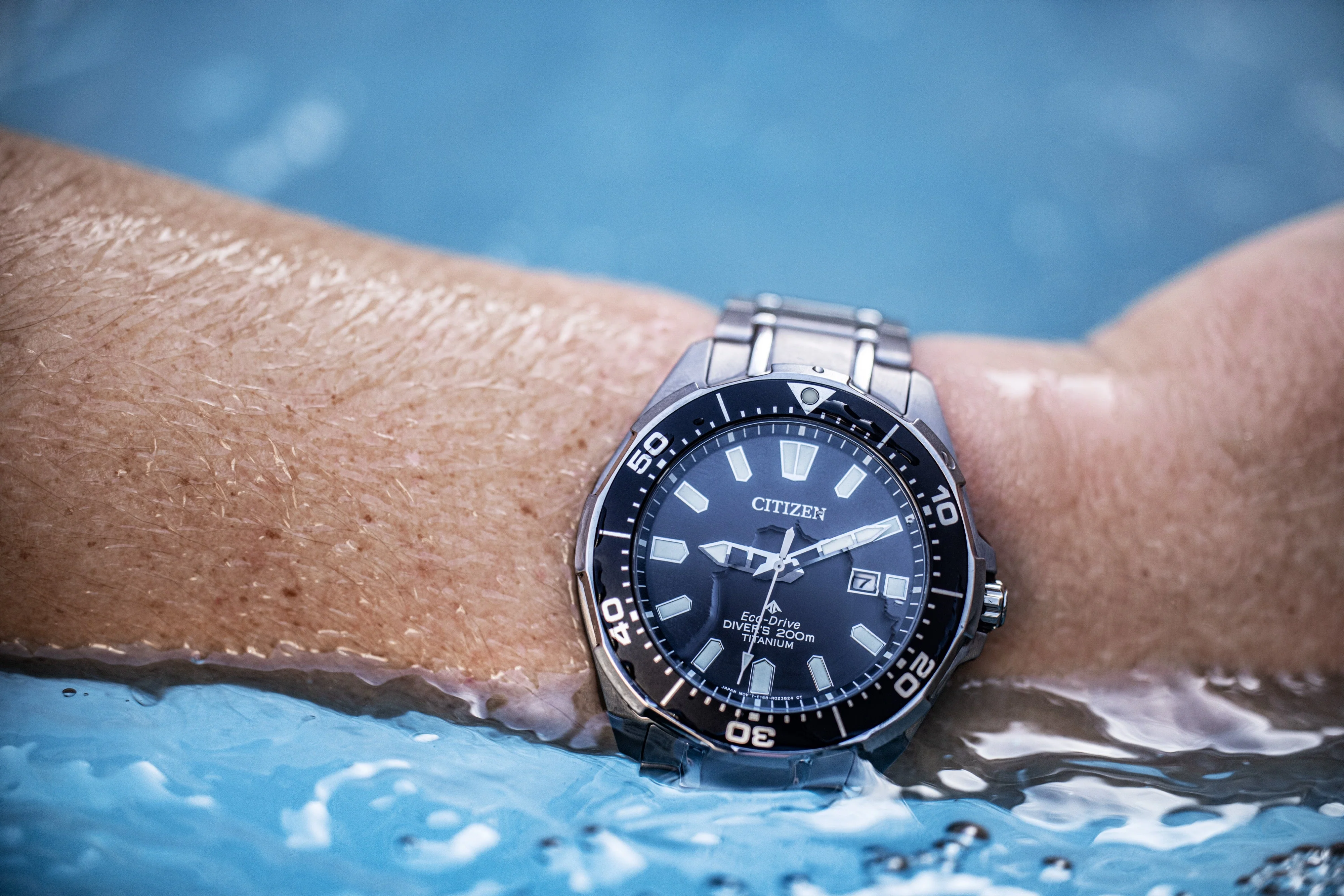 Dive 3 | 44mm, Titanium, Black Dial - Image 5