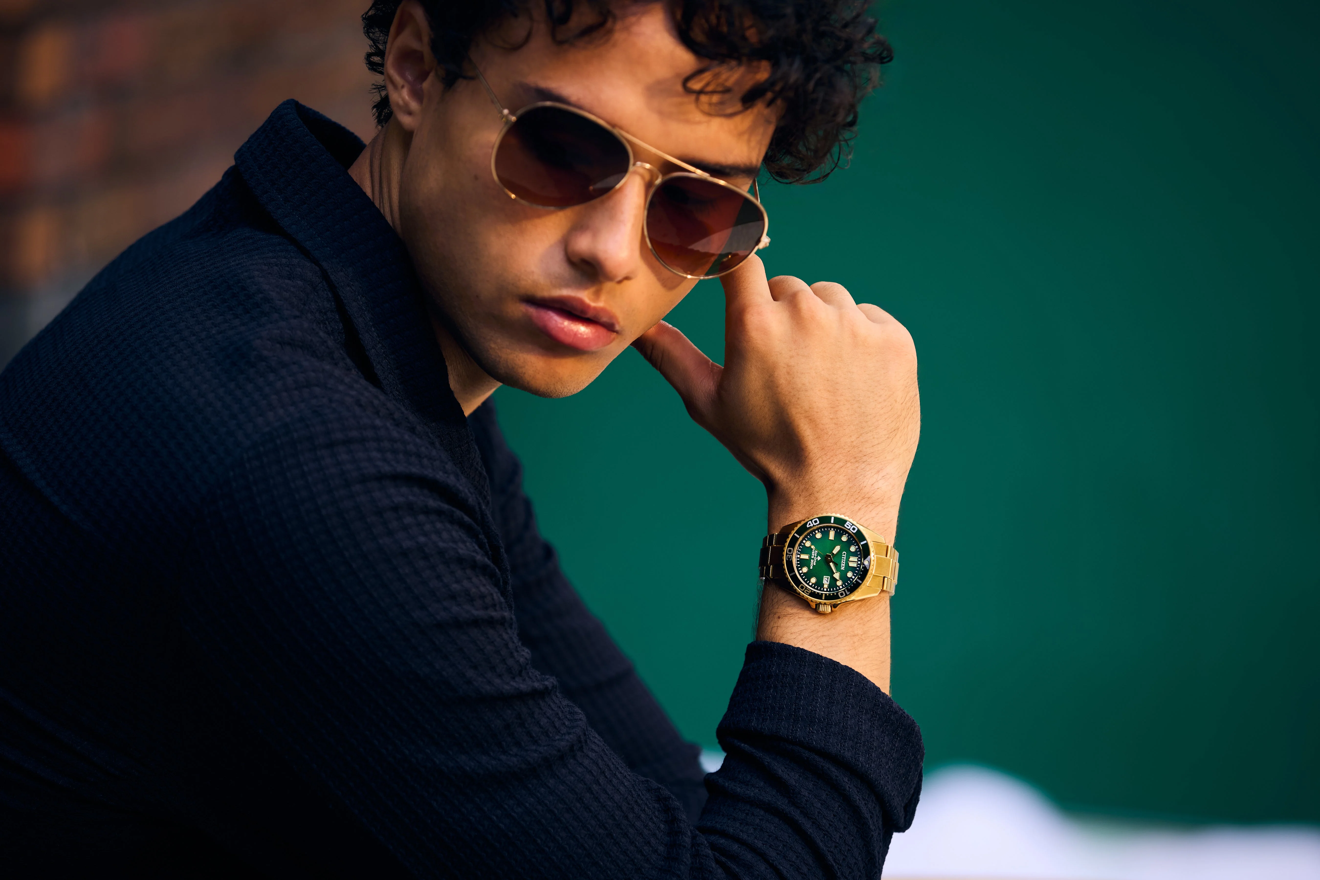 Dive 3 | 41mm, Steel, Two-Tone Steel & PVD Yellow Gold, Green Dial - Image 5
