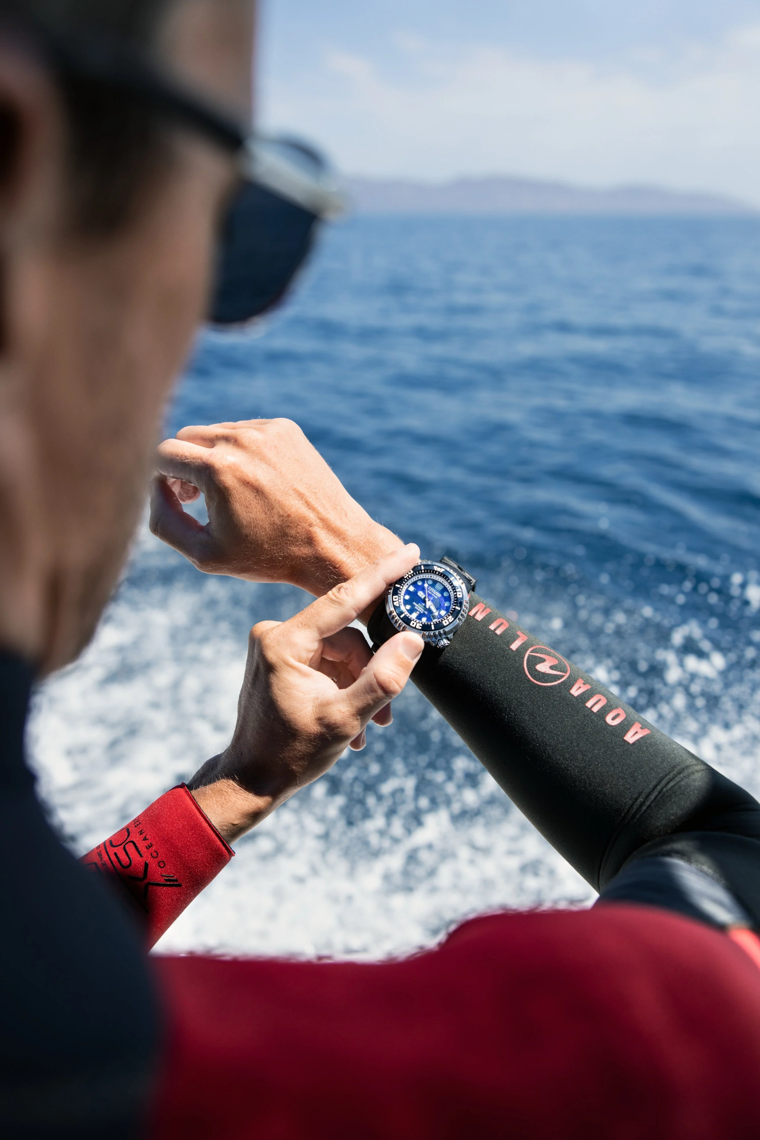 Dive | 46mm, Steel, Rubber, Blue Dial - Image 4
