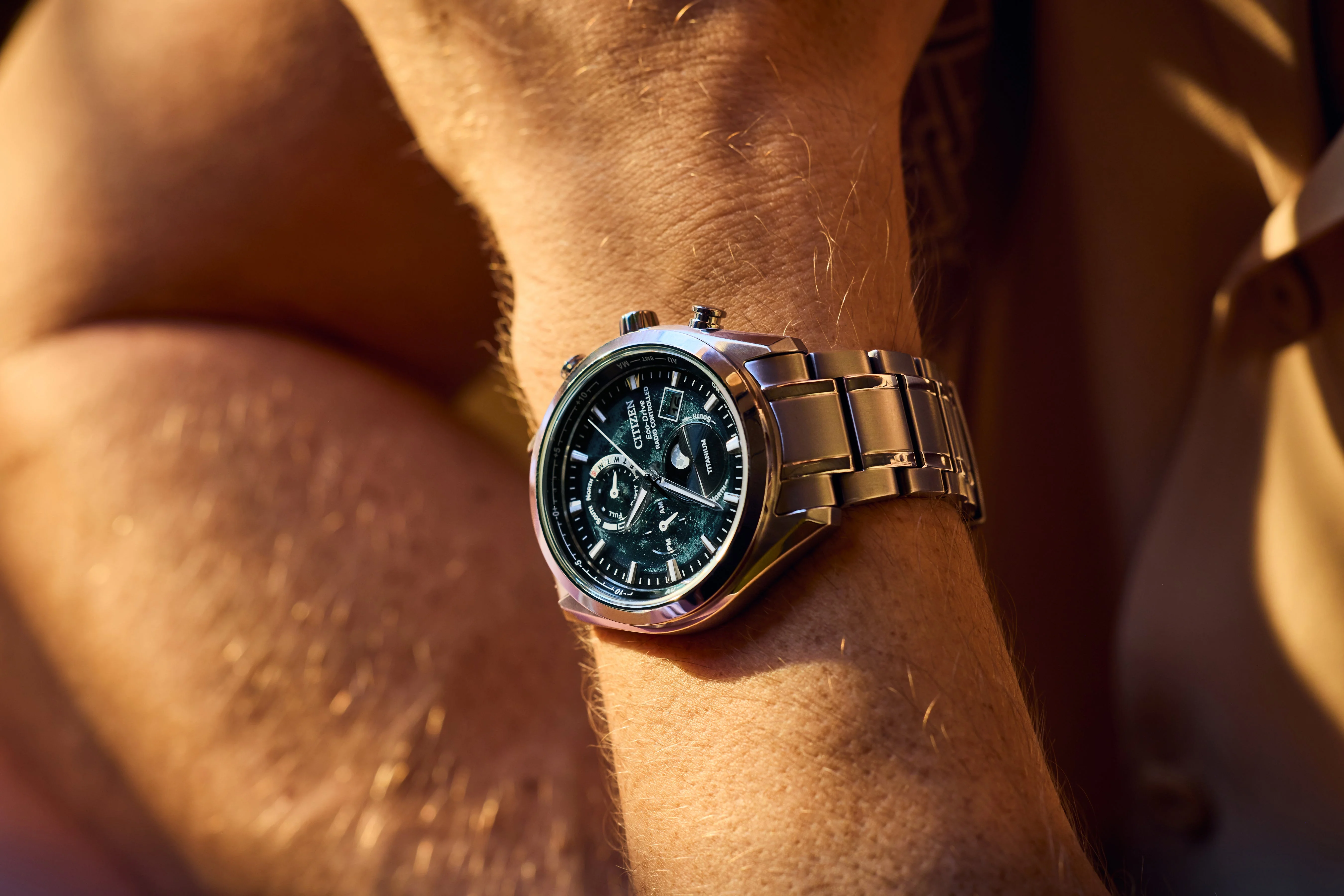 Tsuki-yomi A-T | 43mm, Titanium, Green Dial - Image 4