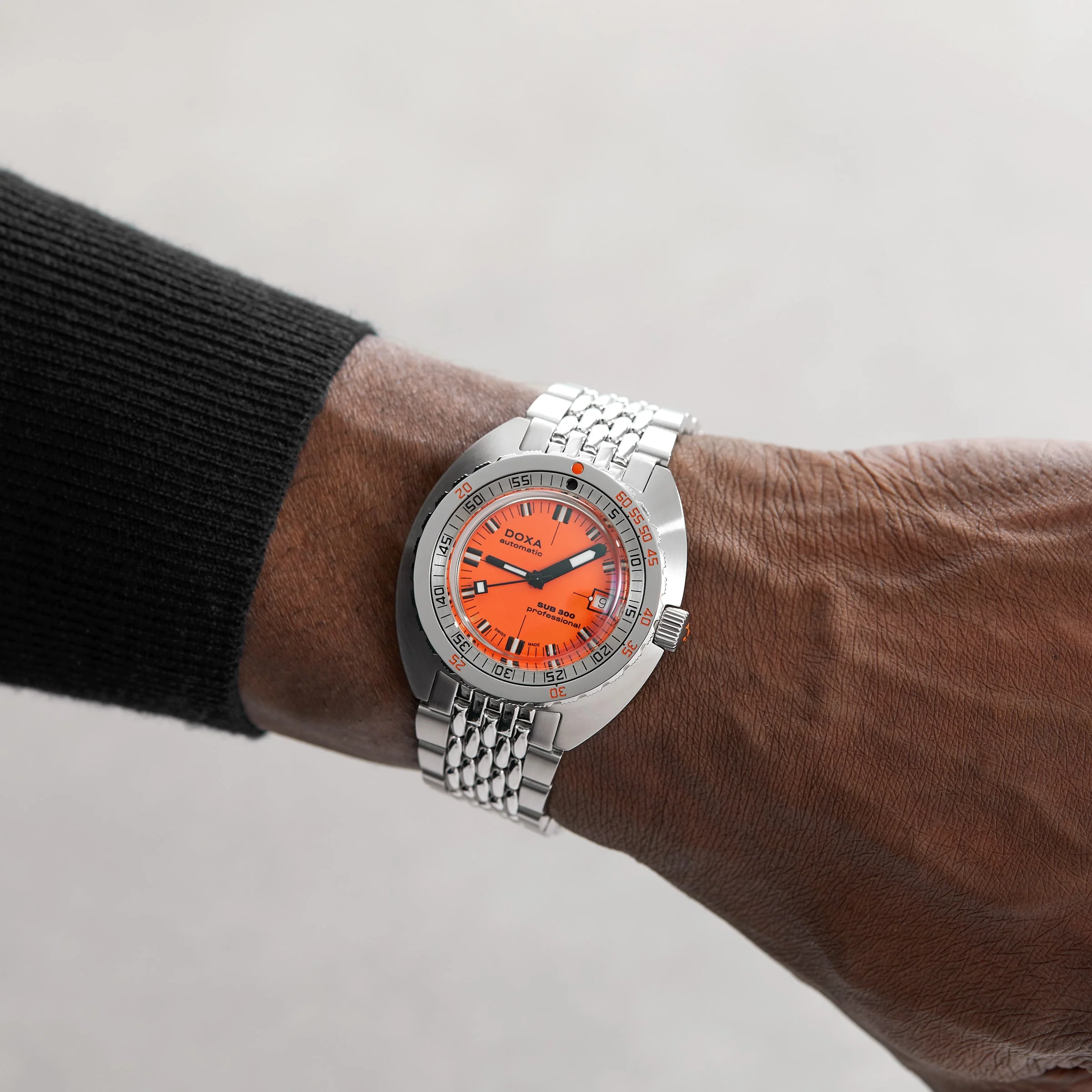 Sub 300 Professional | 42.5mm, Steel, Orange Dial - Image 4