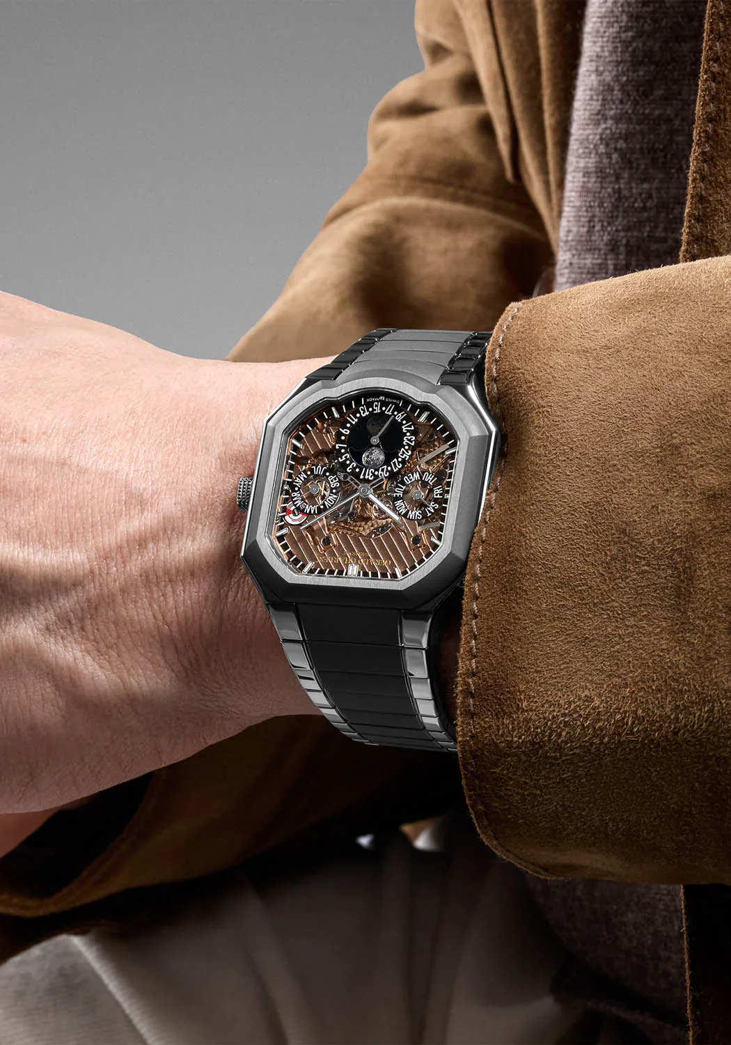 Masterlink Perpetual Calendar | Sapphire Dial , Mens Watch - Image 2