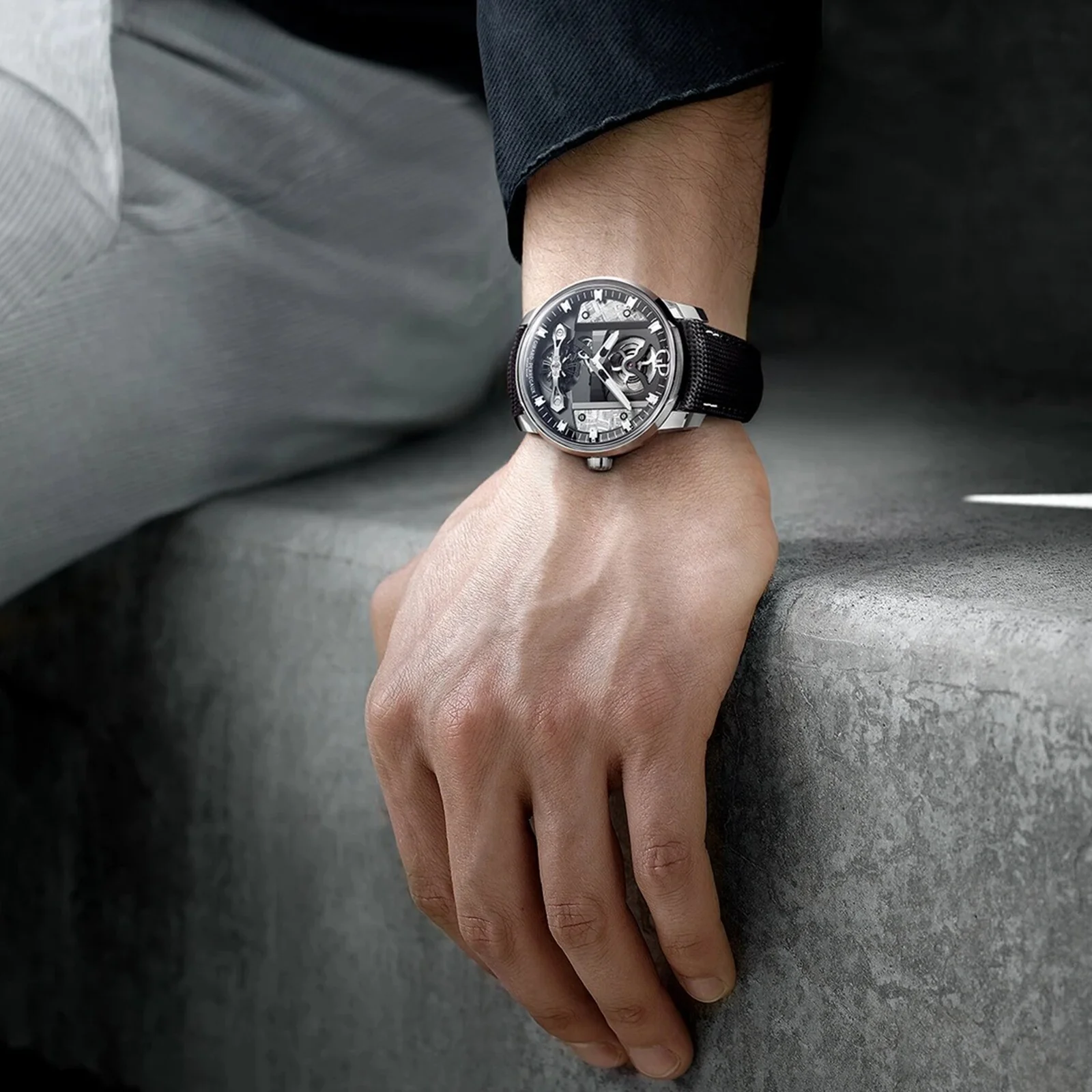 Free Bridge Meteorite | 44mm, Steel, Leather, Grey Dial - Image 5