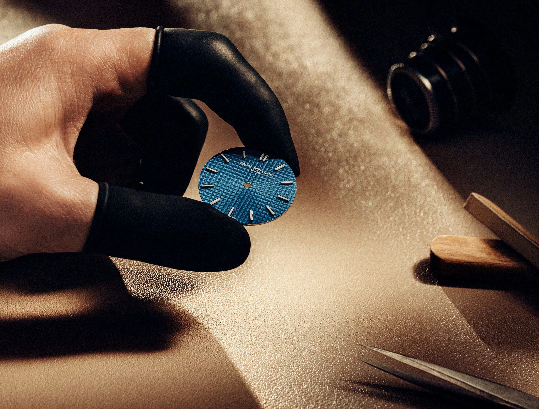 Laureato Fifty Self-Winding | 39mm, Blue Enamel - Image 3