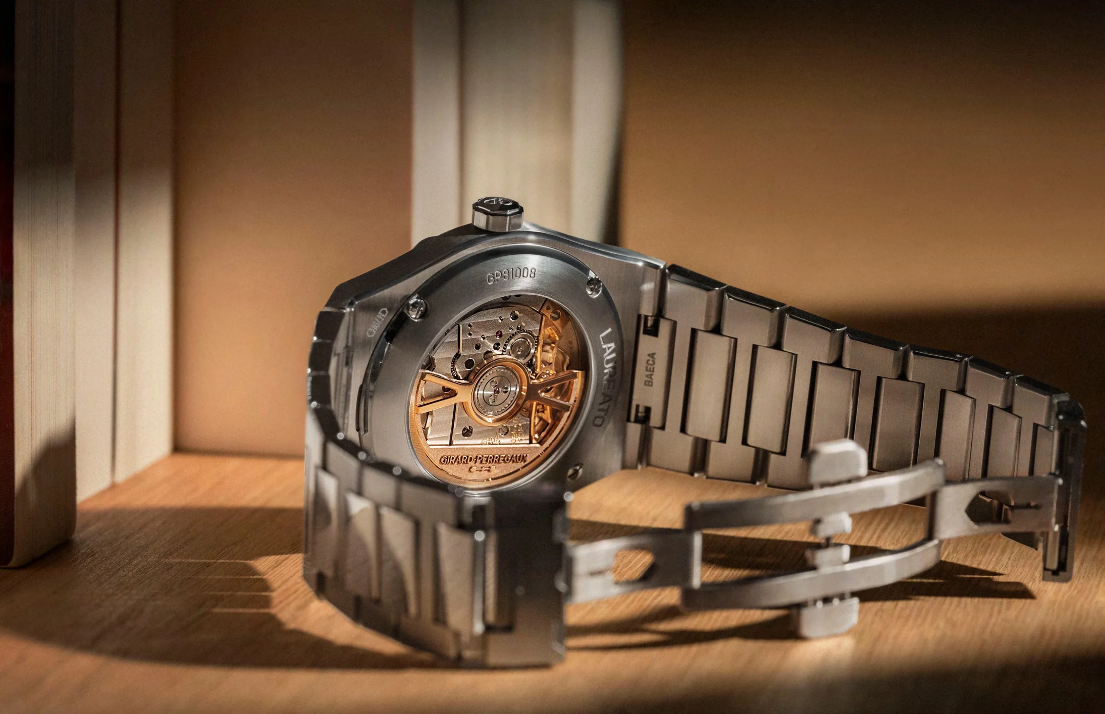 Laureato Fifty Self - Winding | 36mm, Rose Gold-Toned - Image 4