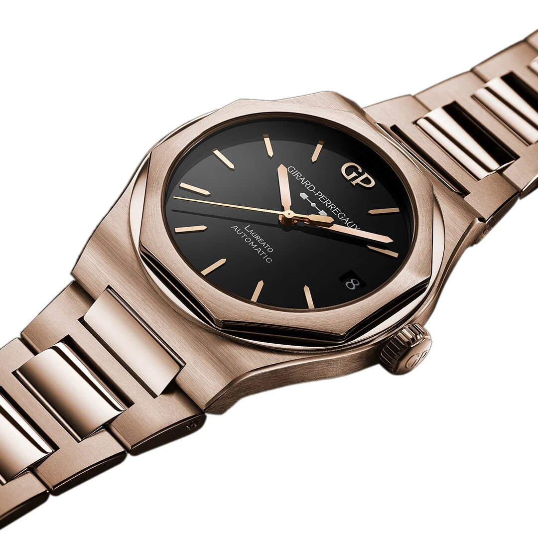 Laureato 42 | 42mm, 18K Rose Gold, Black Dial - Image 3