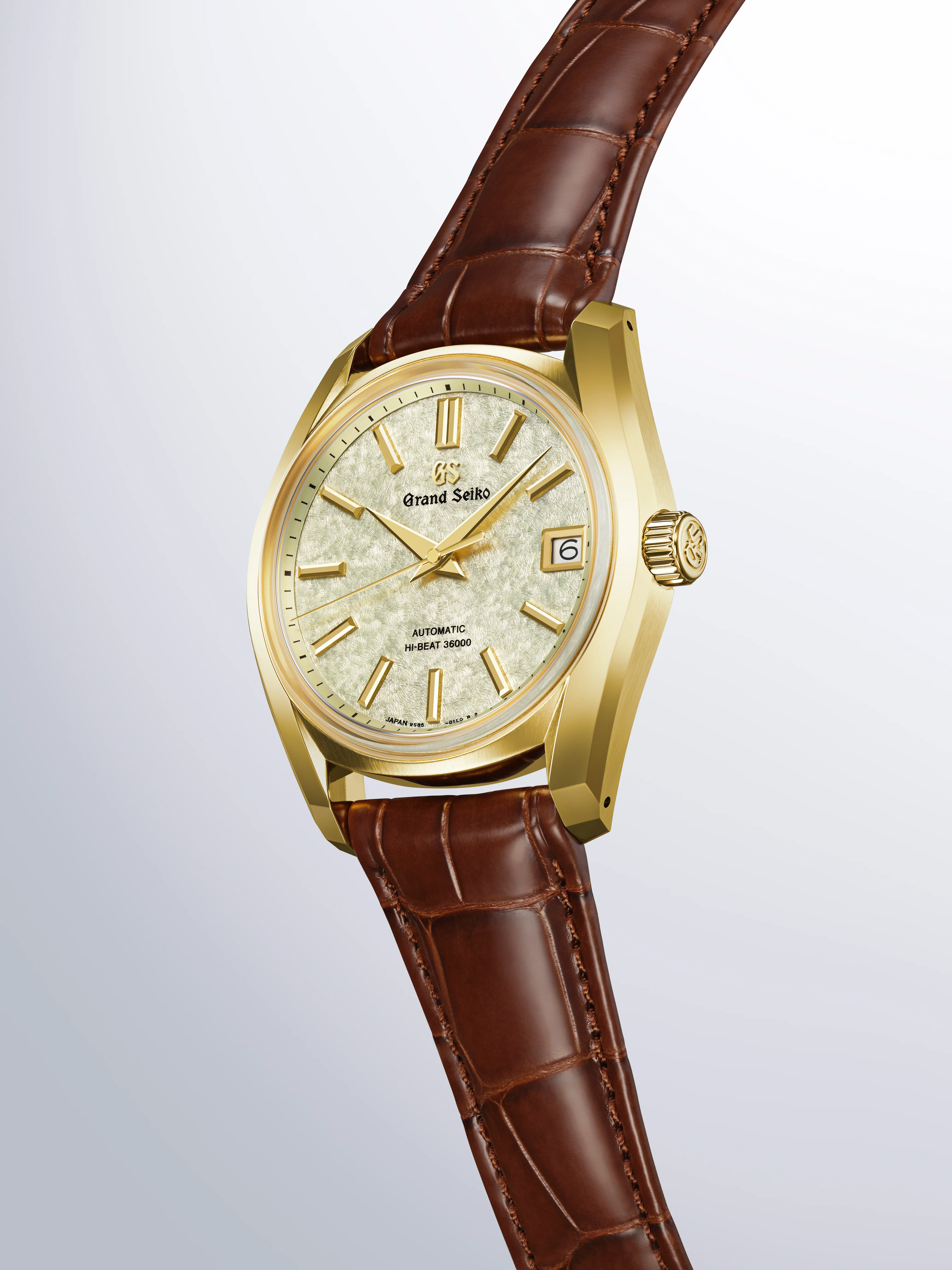 Hi-Beat 36000 Heritage | 38mm, 18K Yellow Gold, Leather, Gold Dial - Image 3