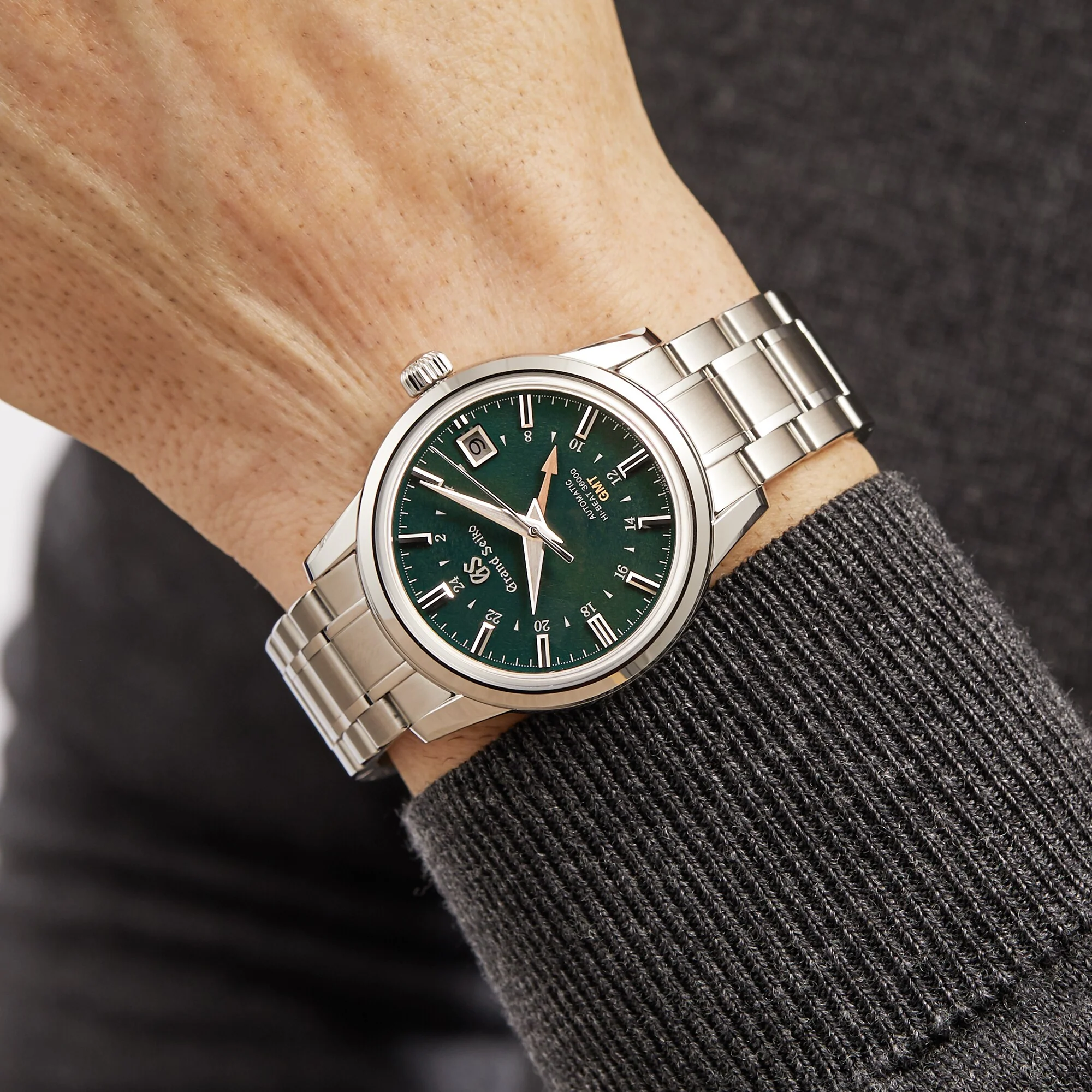 Hi-Beat GMT Elegance | 39.5mm, Steel, Green Dial - Image 2