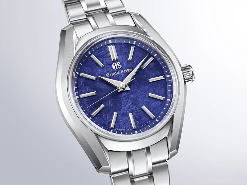 Heritage Annual Accuracy Quartz | 32mm, Steel, Blue Dial - Image 2