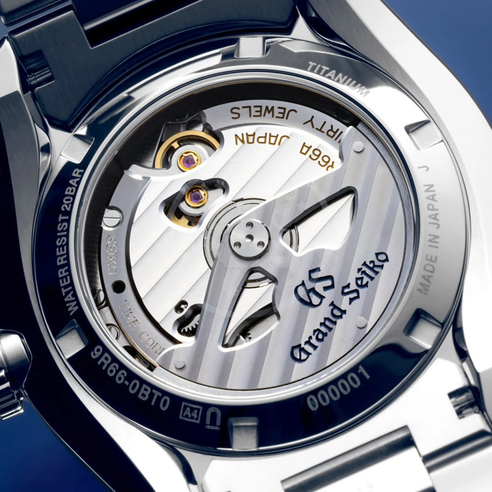 Spring Drive GMT Sport | 44.5mm, Titanium, Beige Dial - Image 5