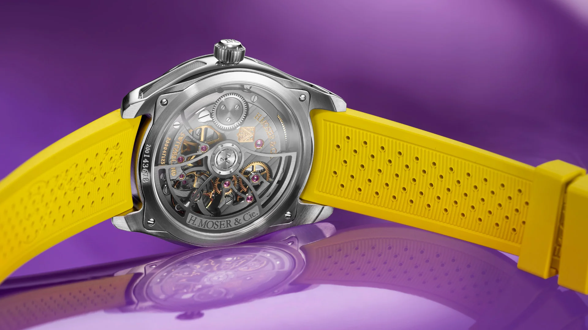 Pioneer Centre Seconds Sun Berry | 40mm, Rubber Strap, Unisex Watch - Image 2