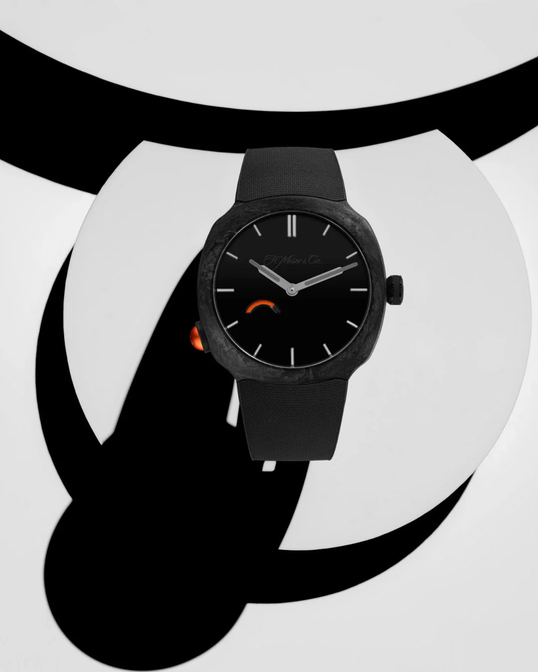 Streamliner Pump | 40mm, Rubber, Black Dial - Image 5