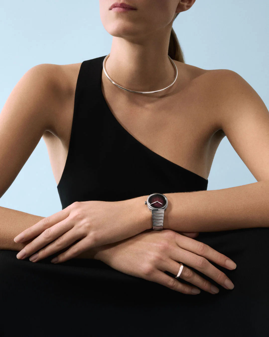 Streamliner Two Hands | 28mm, Steel, Red Dial - Image 5