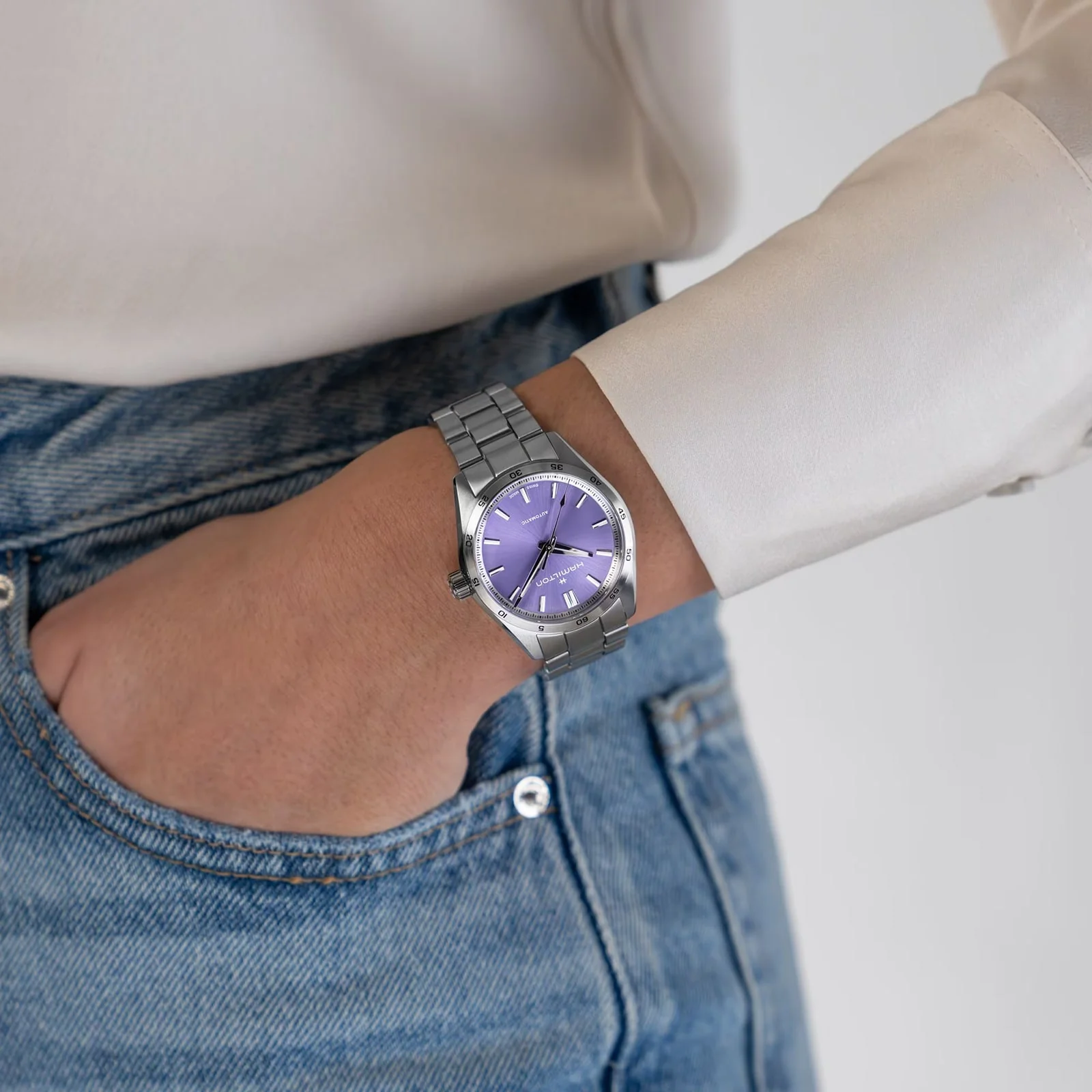 Jazzmaster Performer Auto | 34mm, Steel, Purple Dial - Image 6
