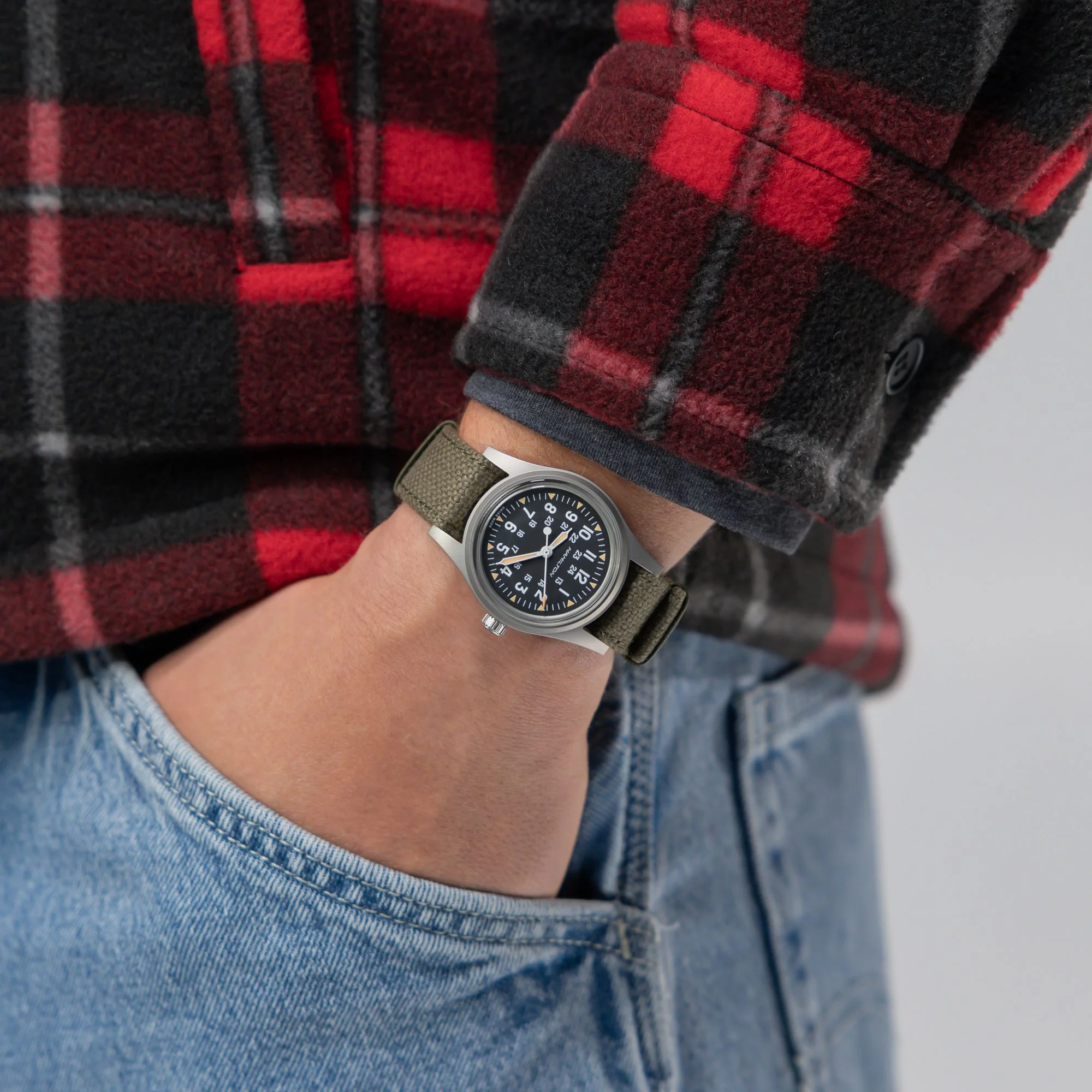 Khaki Field Mechanical 250 Edition | 36mm, NATO Strap, Black Dial - Image 9