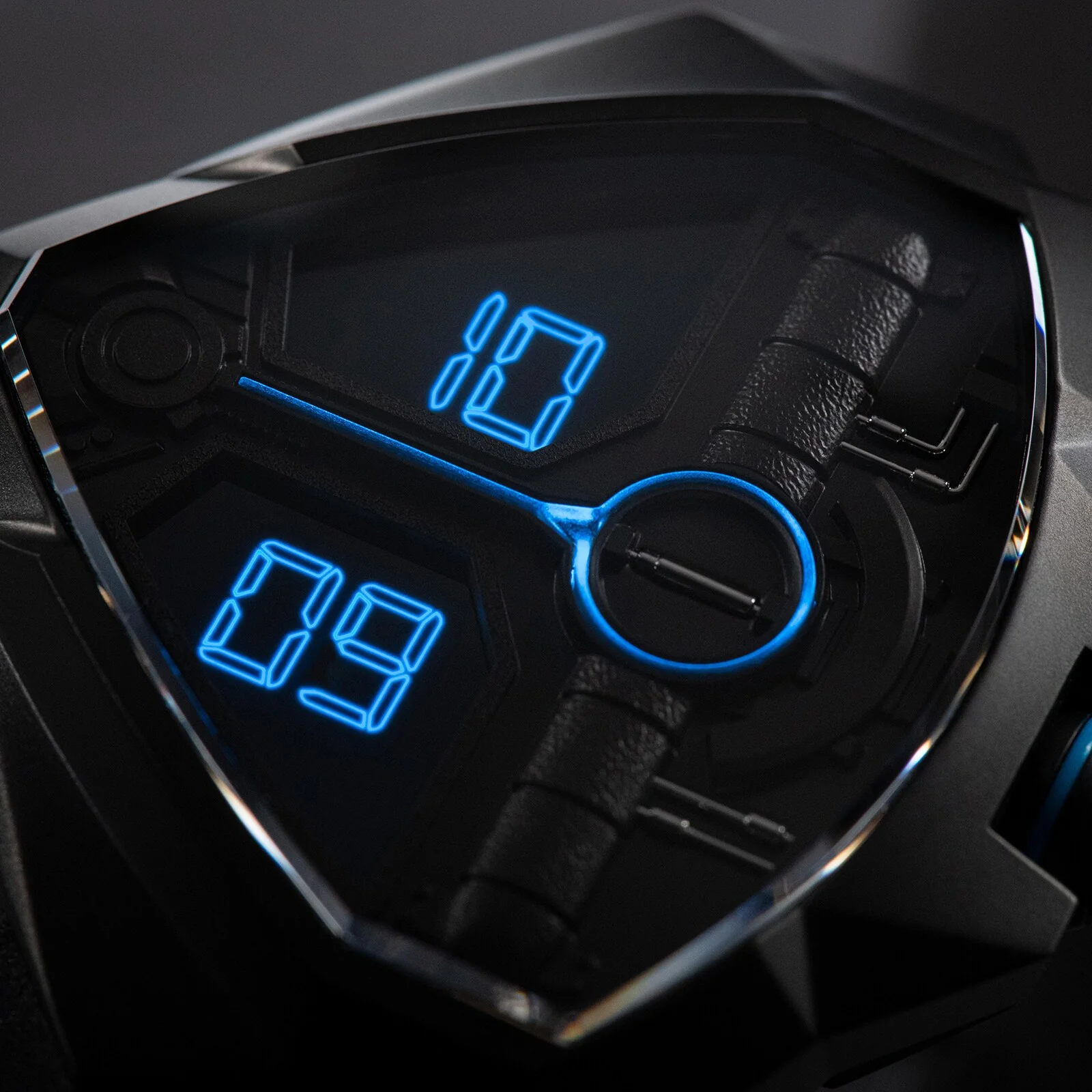 Ventura Edge Dune Limited Edition | 52mm, Two-Tone Steel & PVD Black, Rubber, Black Dial - Image 8