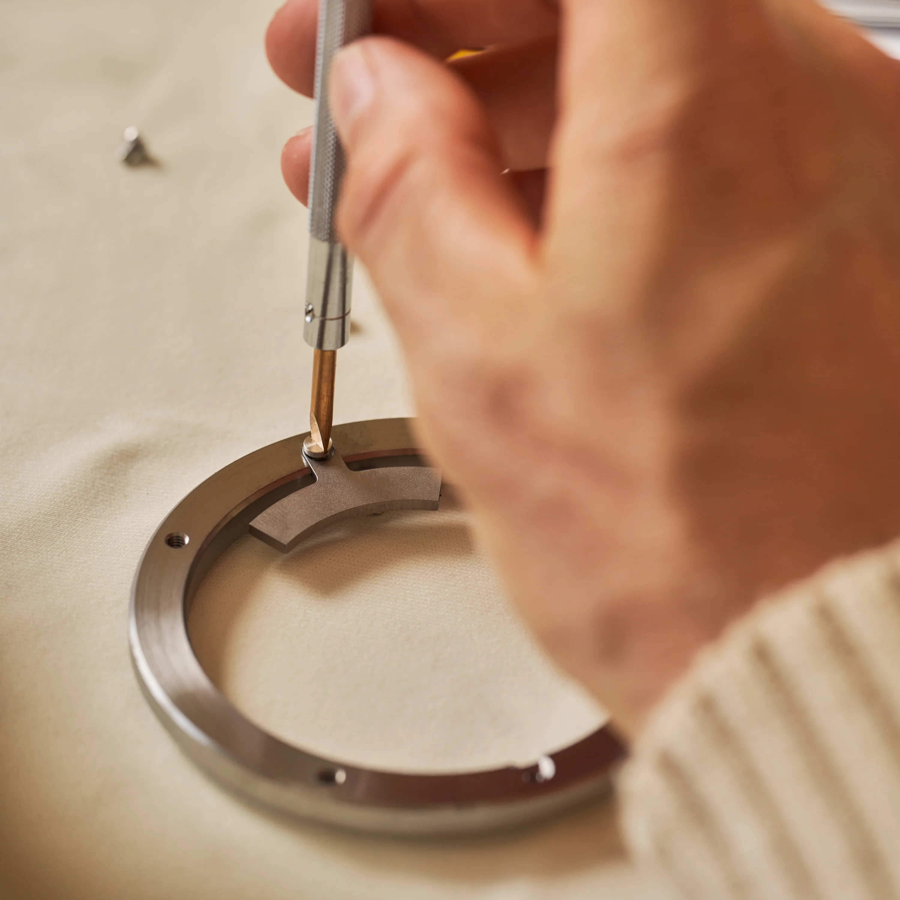 Maison Alcée Persée Fantôme Limited Edition For Hodinkee | Steel, Grey Dial - Image 10