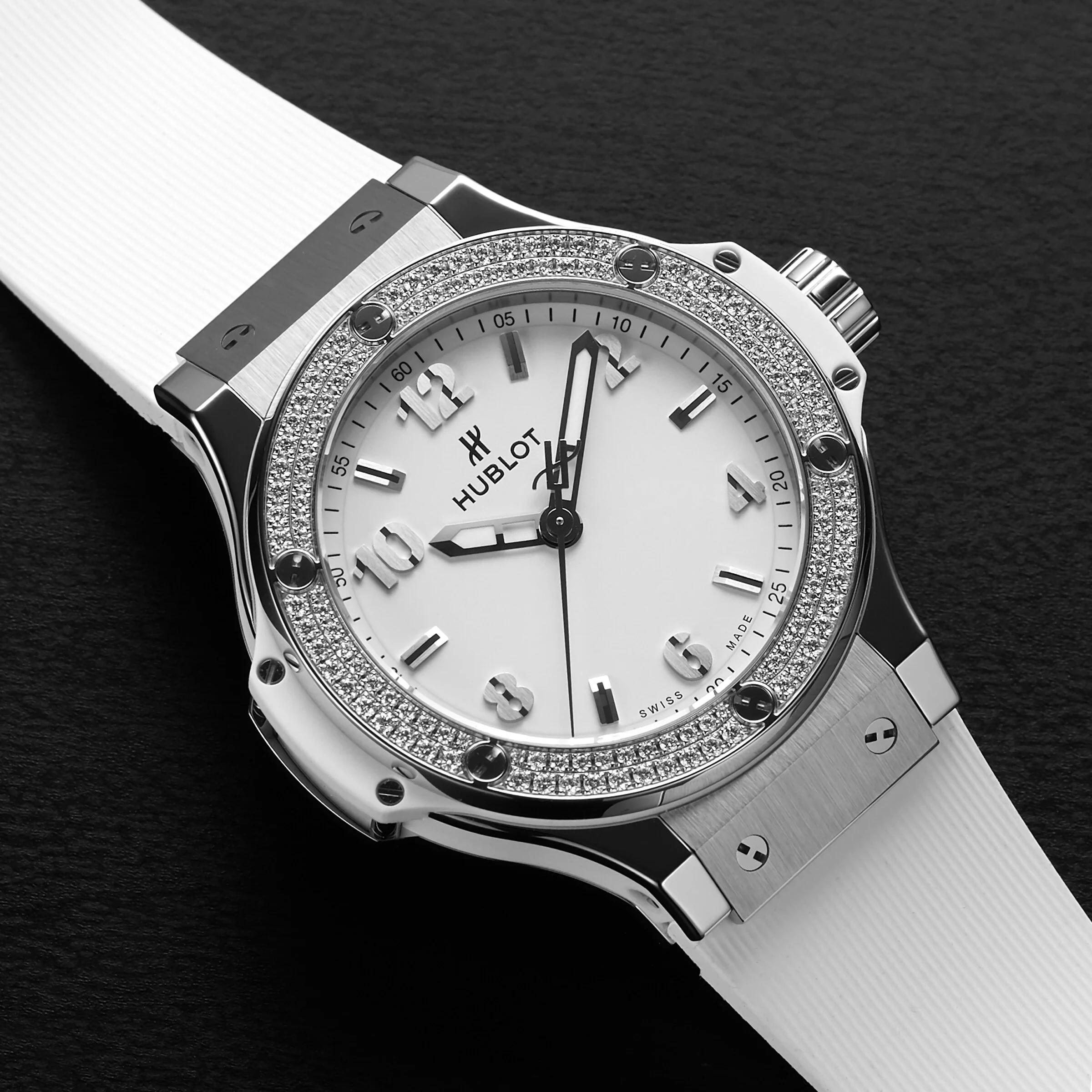 Big Bang Steel White Diamonds | 38mm, Steel, Rubber, White Dial - Image 7