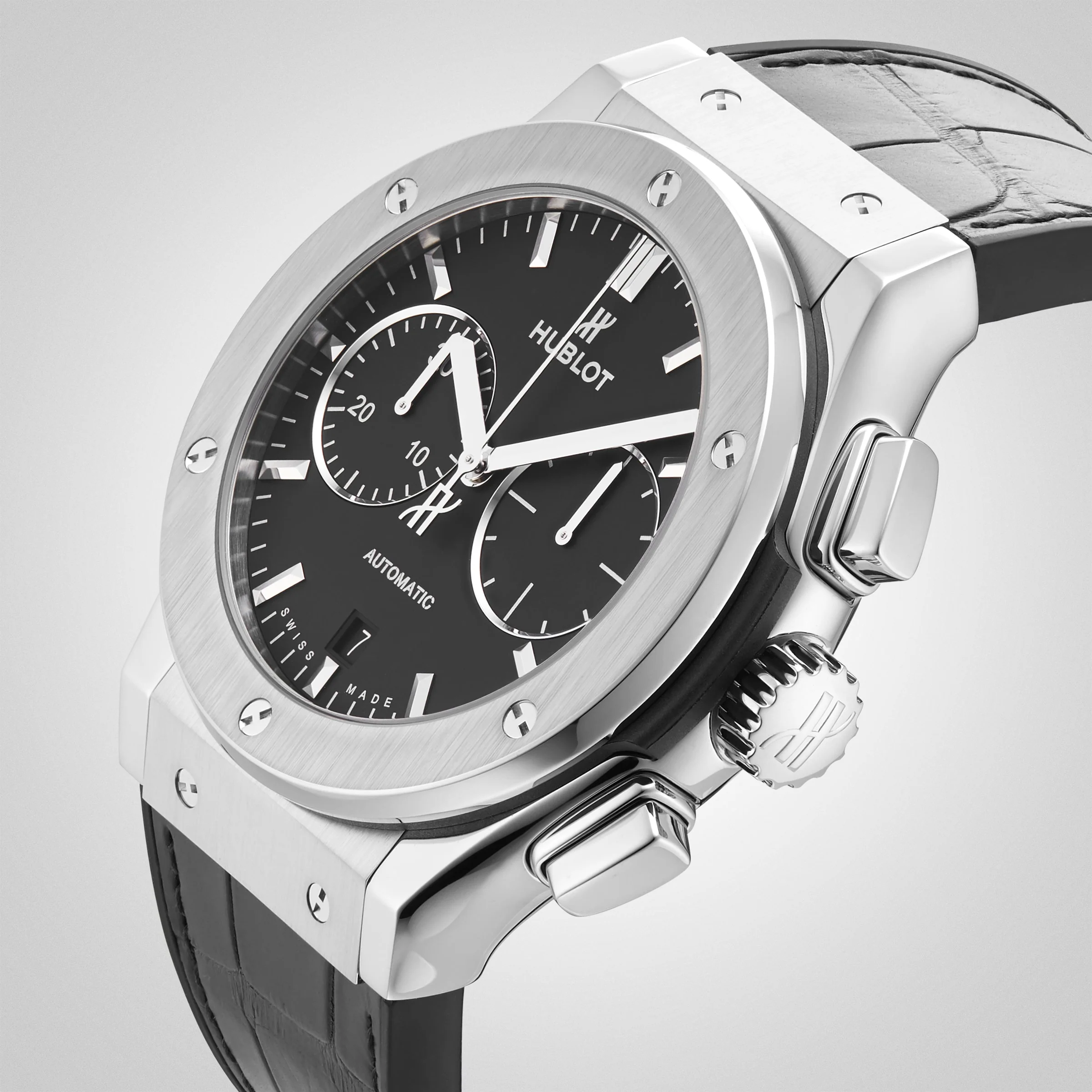 Classic Fusion Chronograph Titanium | 45mm, Titanium, Alligator Leather, Black Dial - Image 7