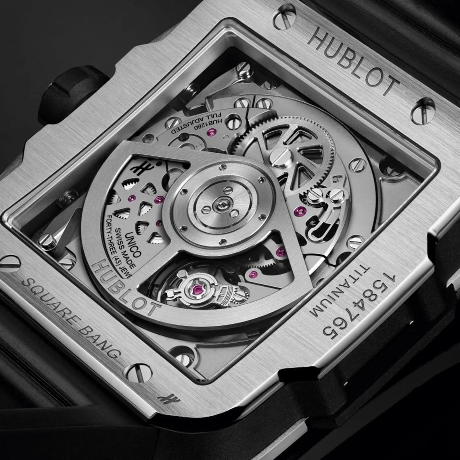 Square Bang Unico Titanitum | 42mm, Titanium, Rubber - Image 4