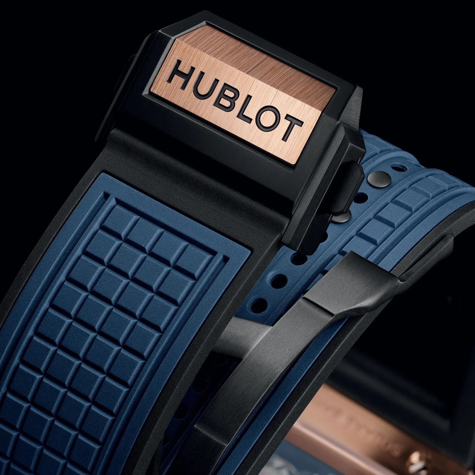 Square Bang Unico King Gold Blue | 42mm, 18K Rose Gold, Rubber, Blue Dial - Image 6
