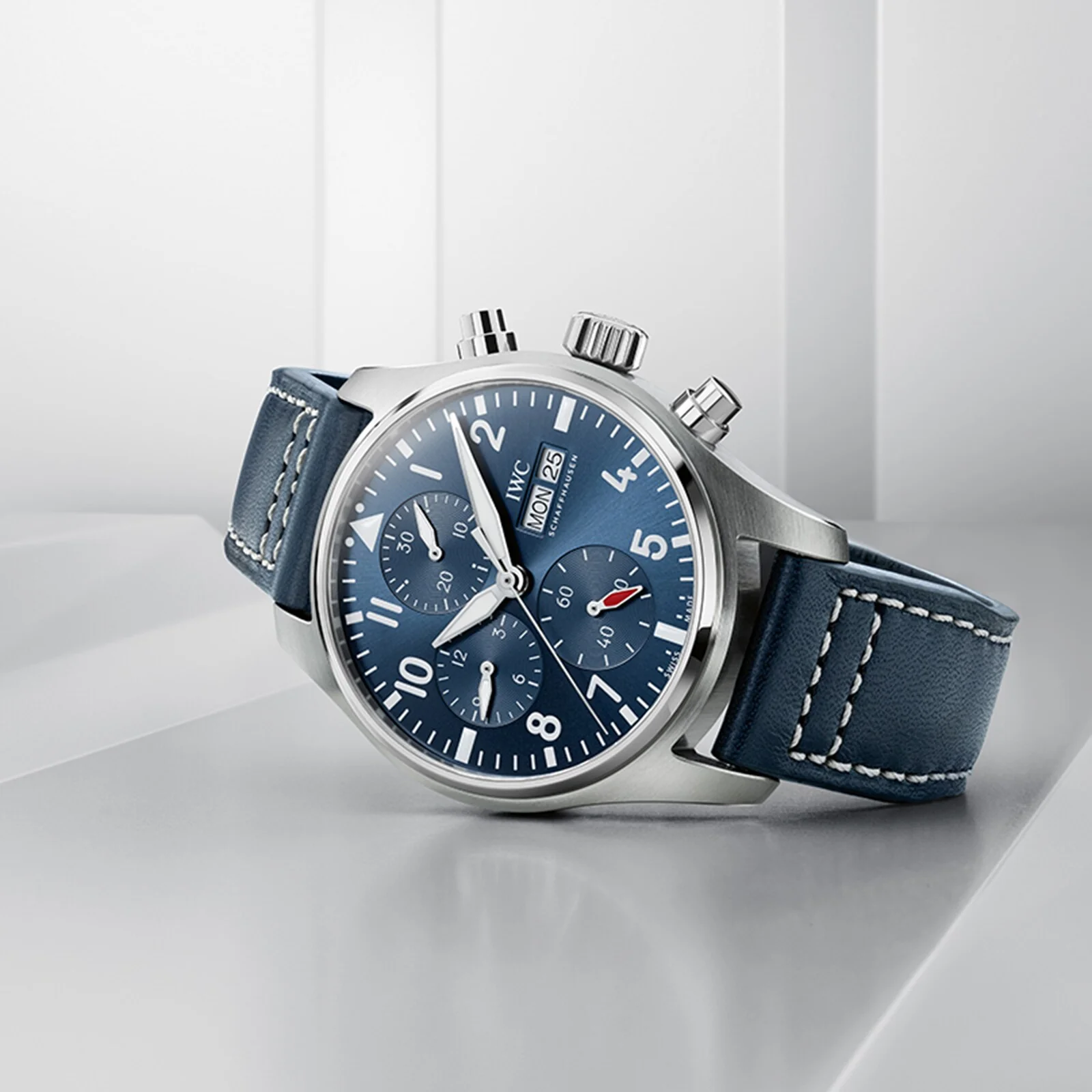 Pilot's Watch Chronograph 41 | 41mm, Steel, Leather, Blue Dial - Image 5