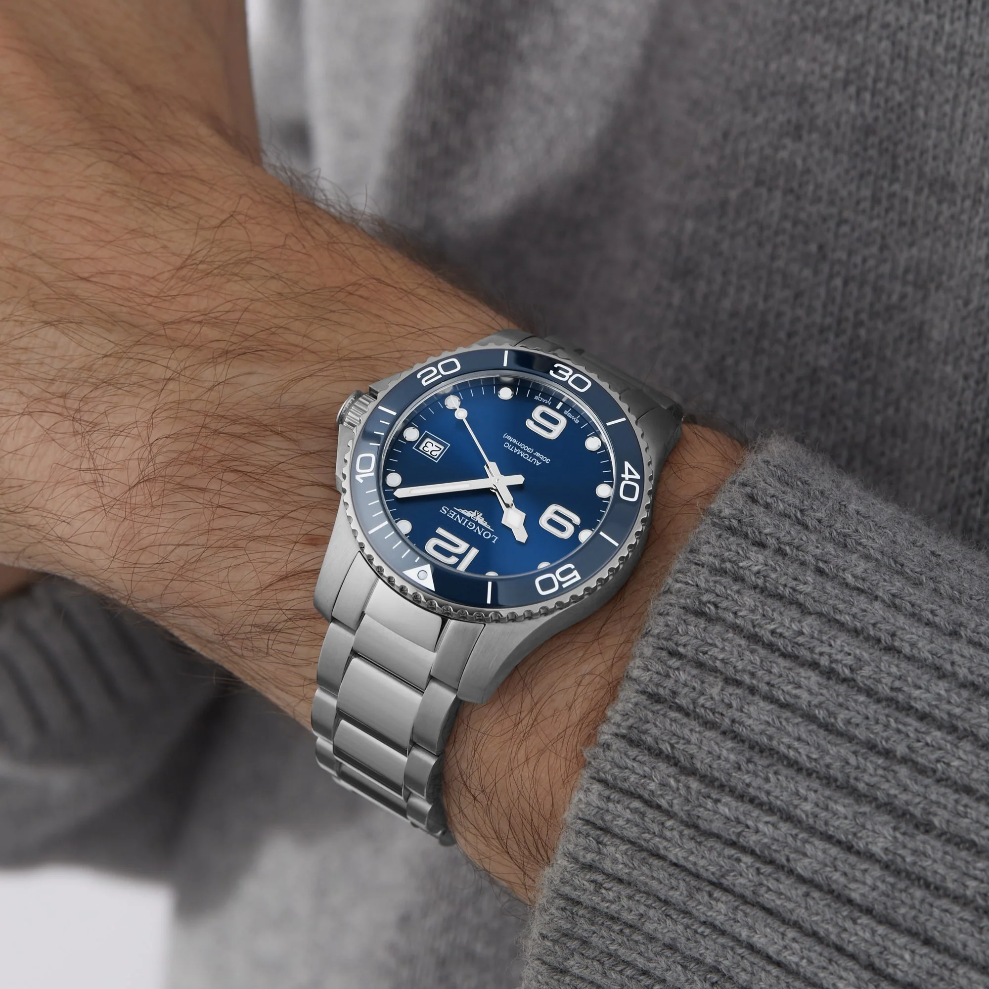 HydroConquest | 39mm, Ceramic & Steel, Steel, Blue Dial - Image 9