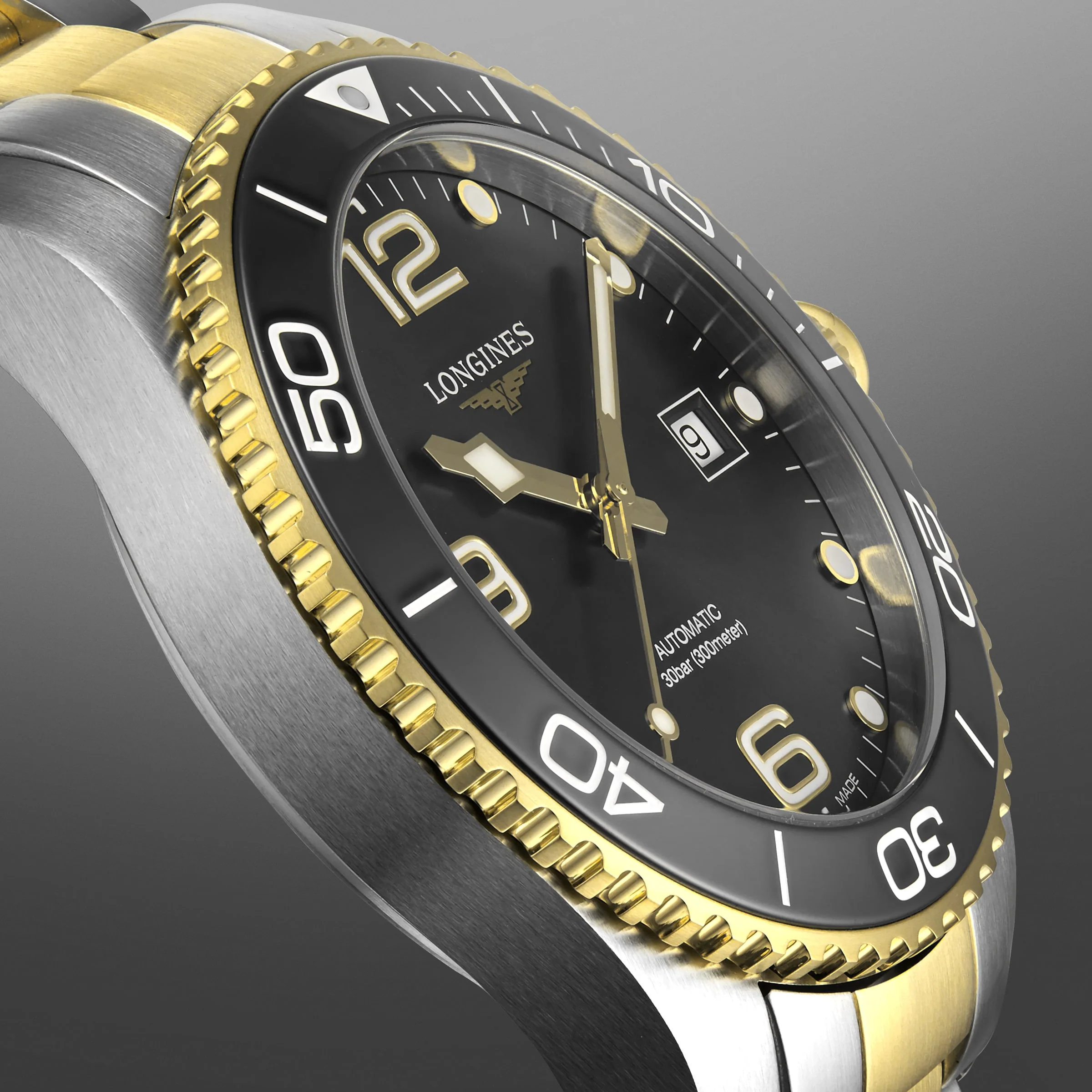 HydroConquest | 41mm, Two-Tone Steel & PVD Yellow Gold, Black Dial - Image 5