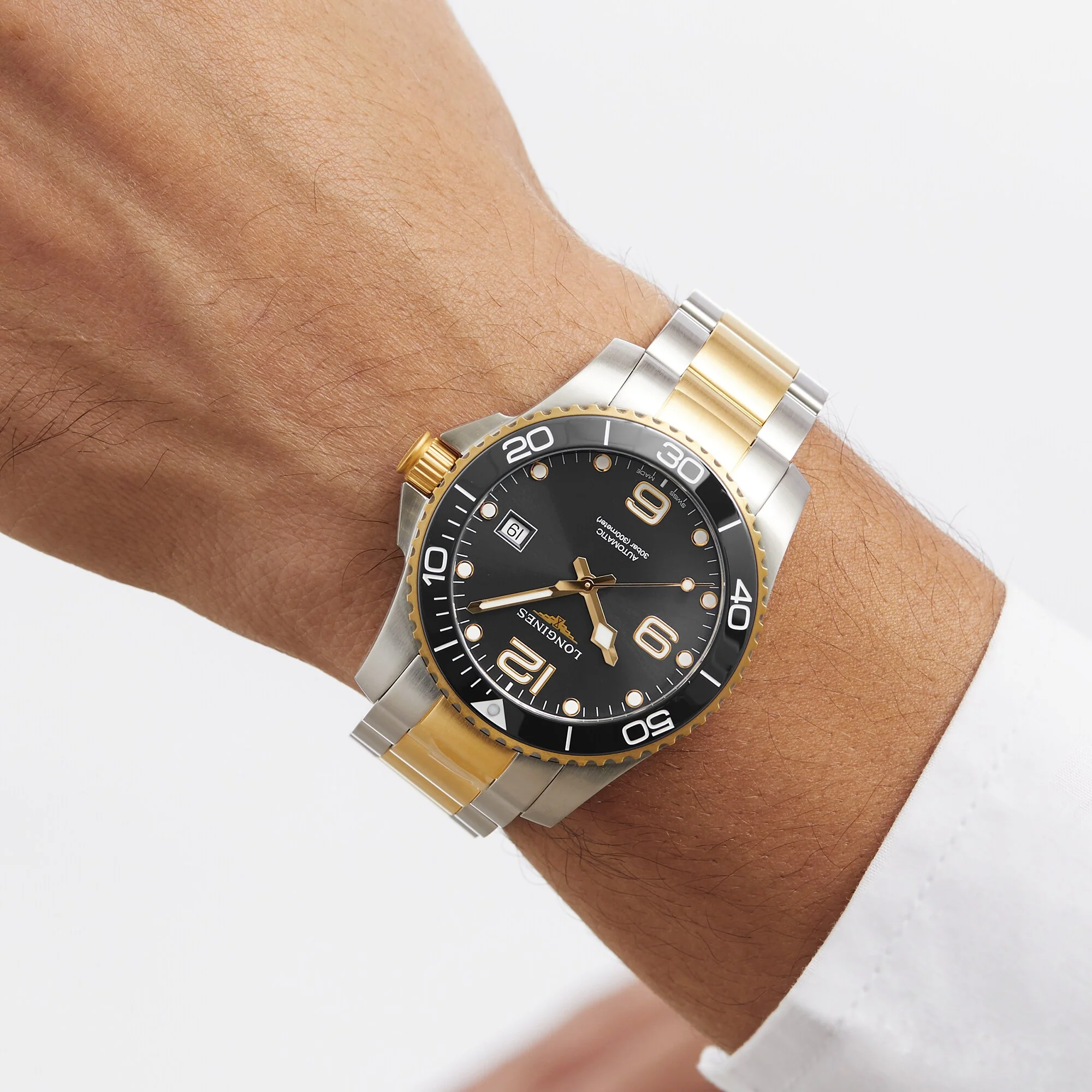 HydroConquest | 41mm, Two-Tone Steel & PVD Yellow Gold, Black Dial - Image 7