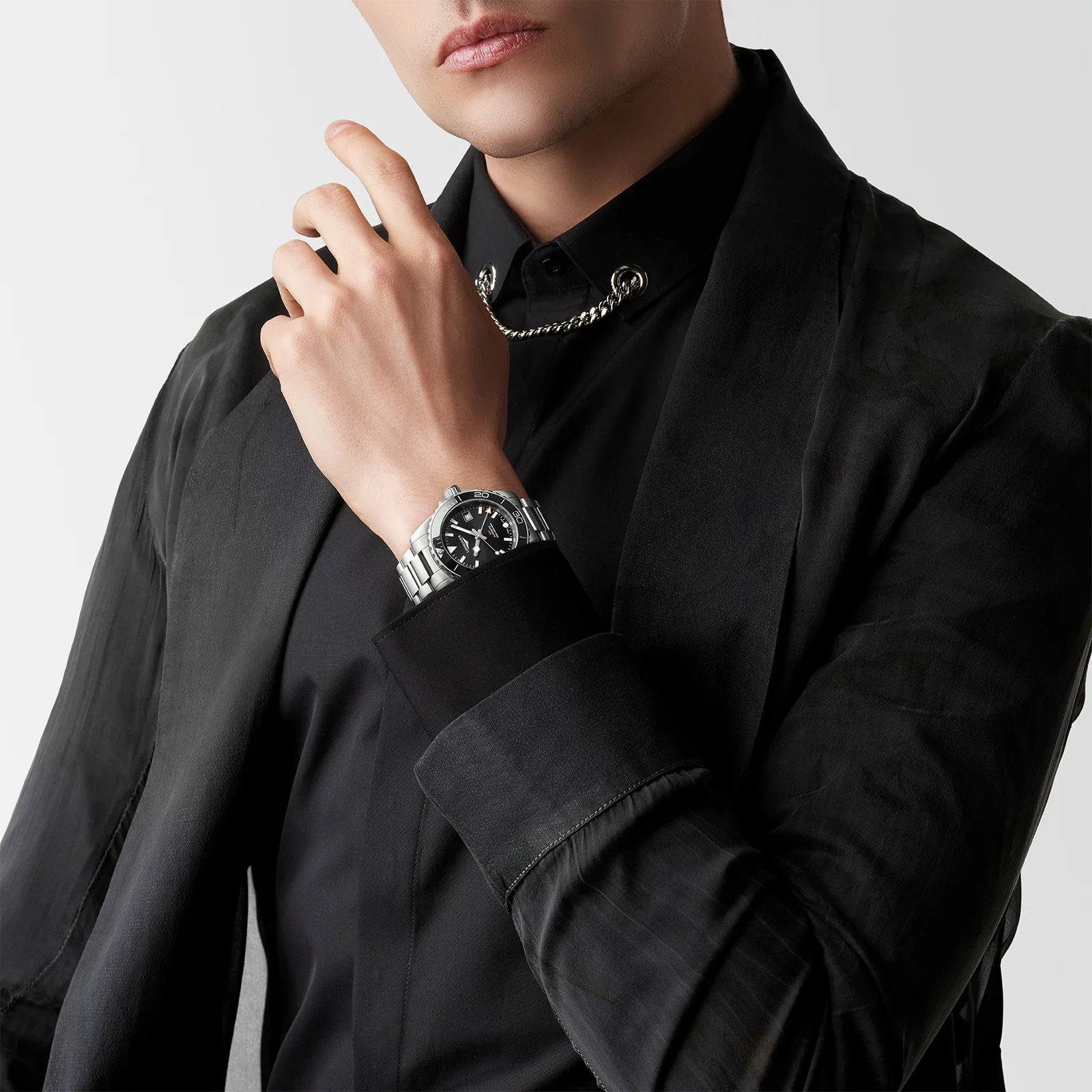 HydroConquest GMT | 41mm, Ceramic & Steel, Steel, Black Dial - Image 5