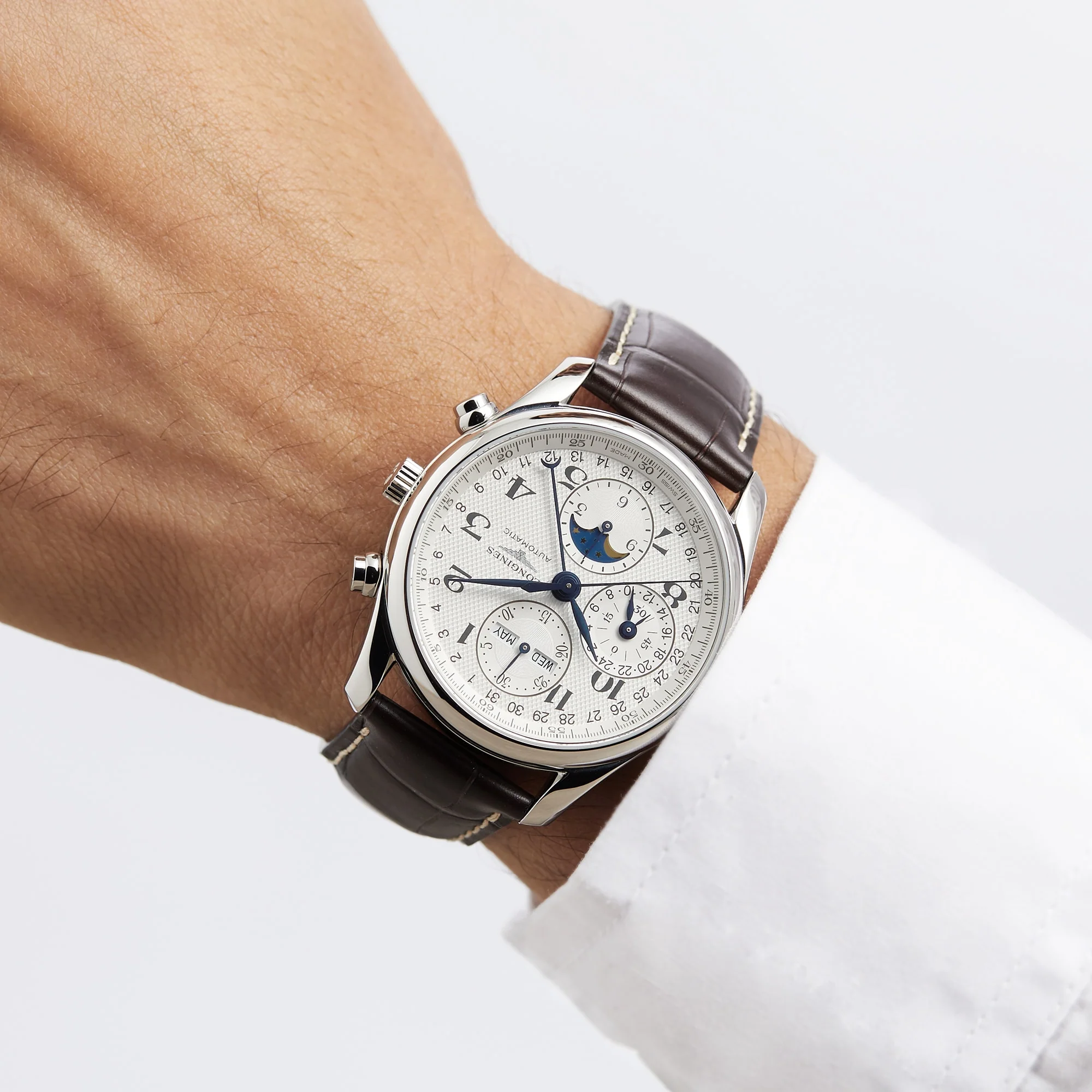 Master Collection Chrono Moonphase | 40mm, Steel, Alligator Leather, White Dial - Image 5