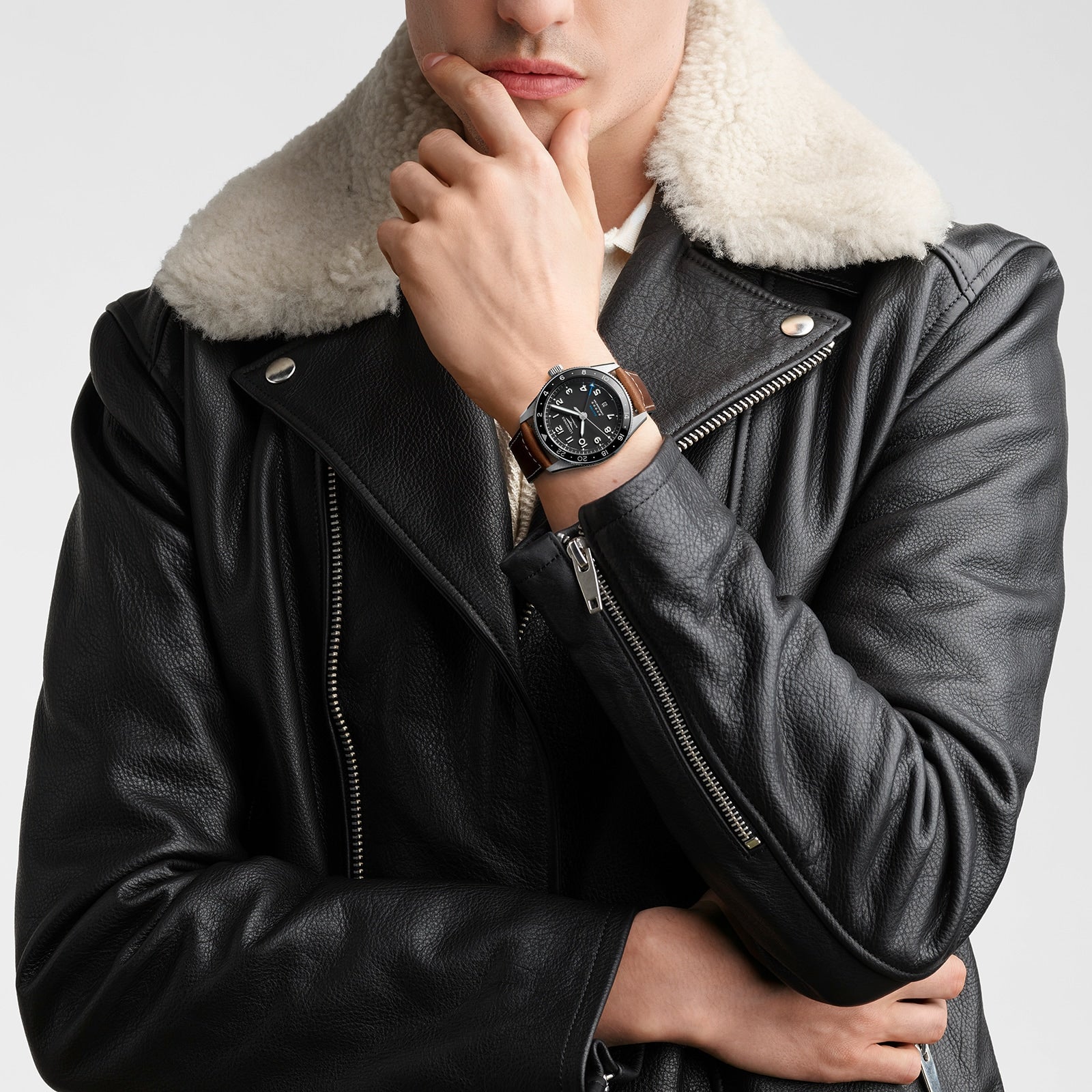 Spirit Zulu Time | 42mm, Steel, Leather, Black Dial - Image 7