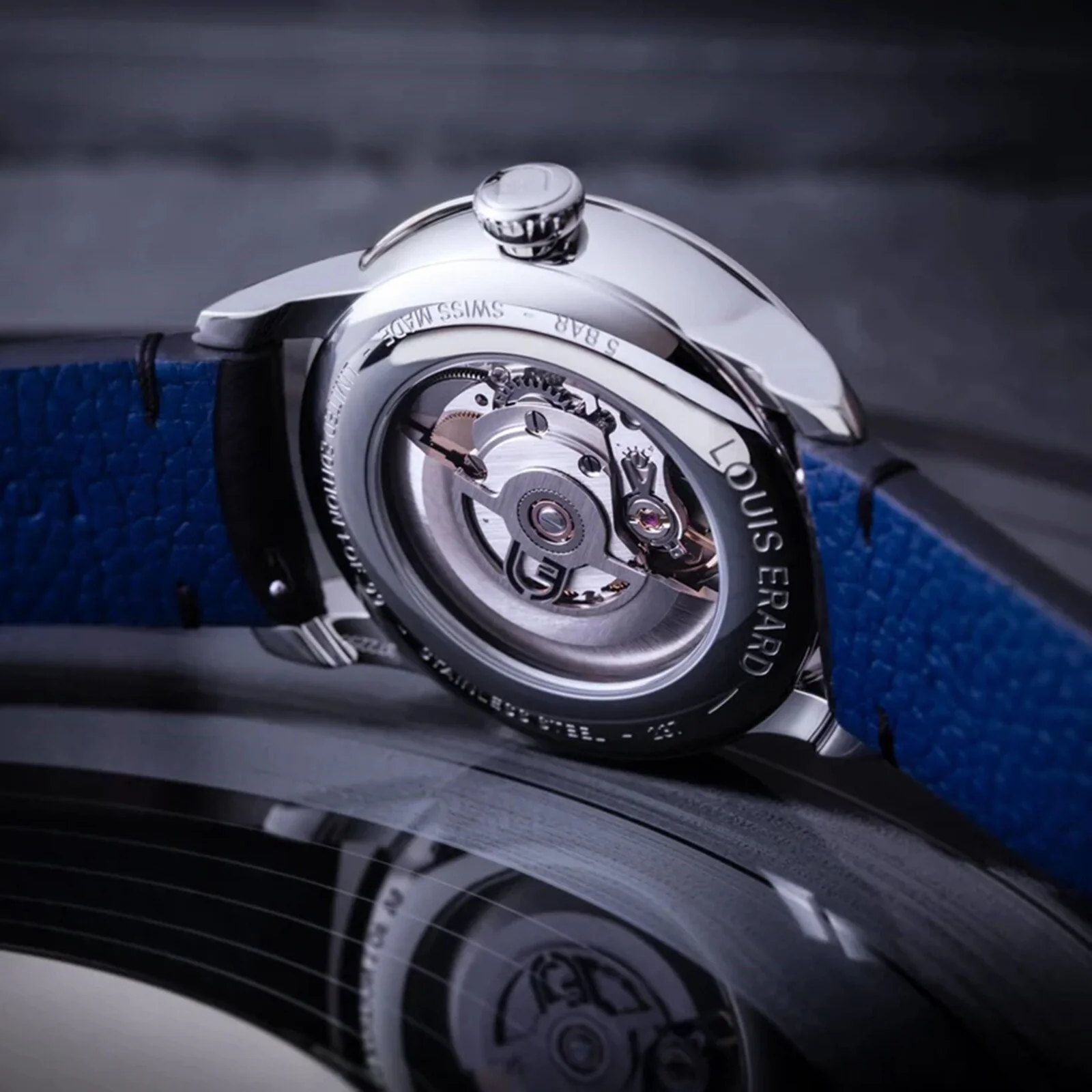 Guilloché Main II | 42mm, Steel, Leather, Grey Dial - Image 3