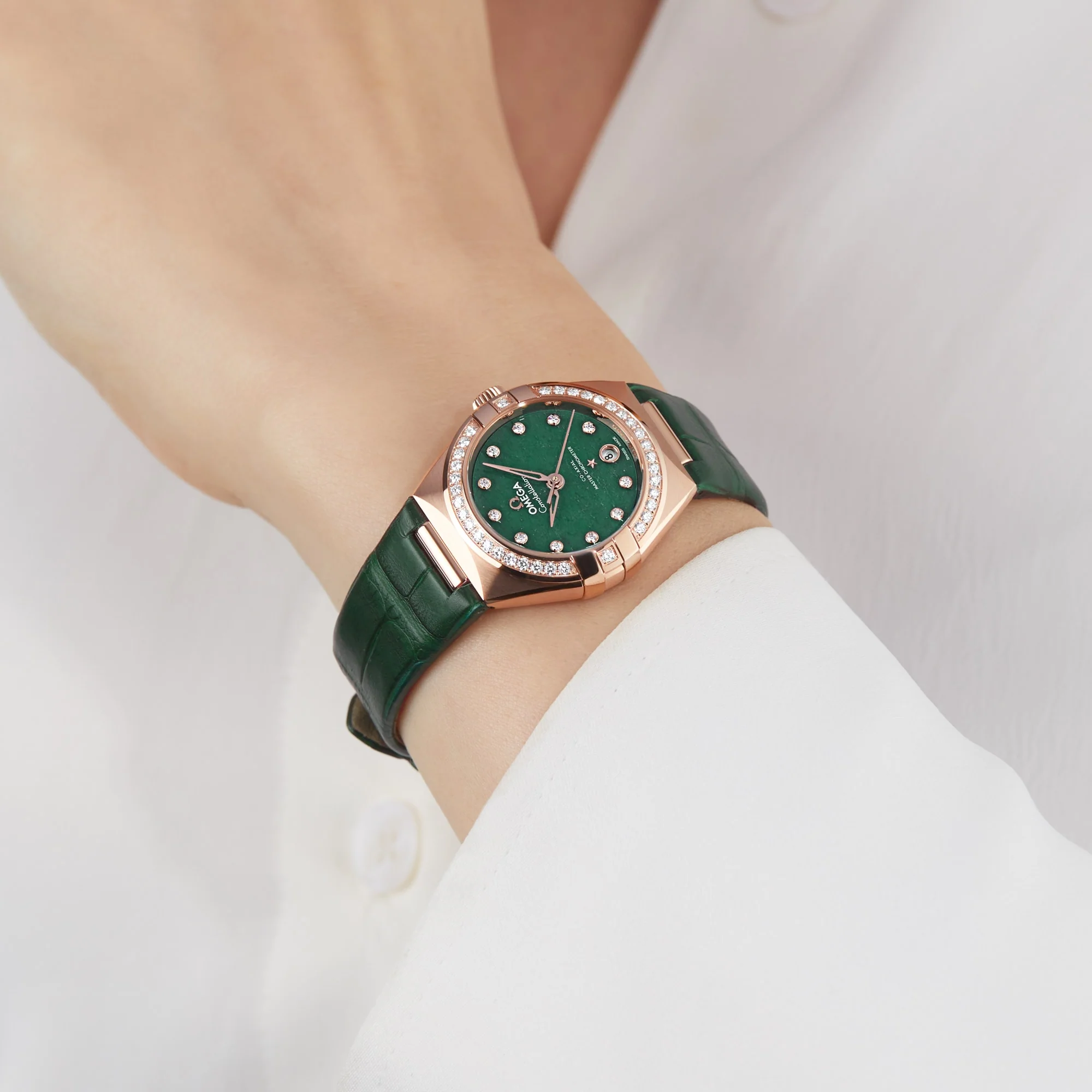 Constellation | 29mm, 18K Rose Gold, Leather, Diamond Green Dial - Image 7