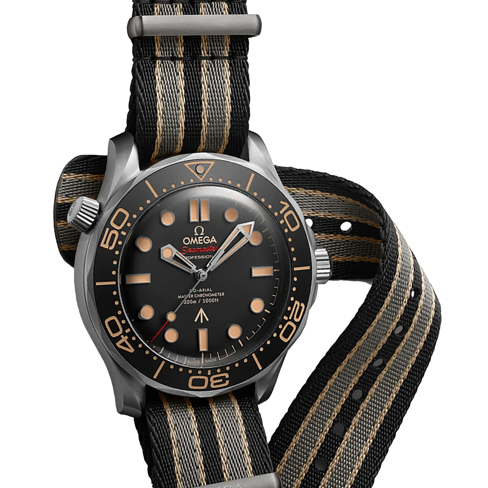 Seamaster Diver 300M James Bond 007 Edition | 42mm, Nylon, Black Dial - Image 6
