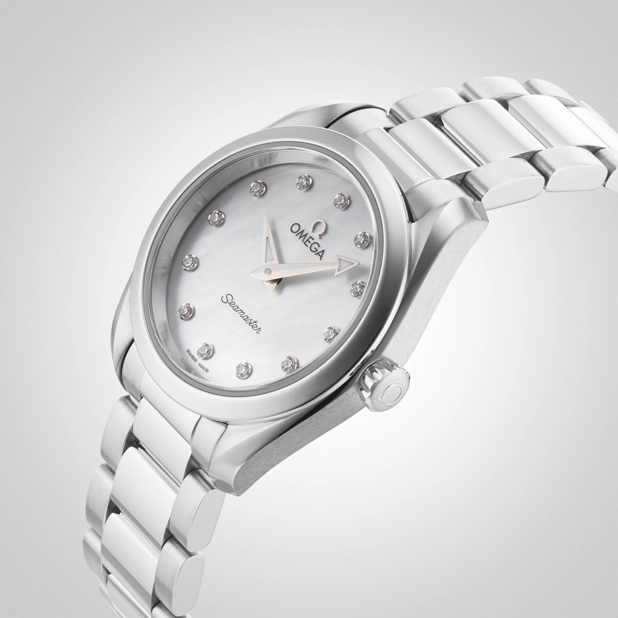 Seamaster Aqua Terra 150M | 28mm, Steel, MOP Diamond White Dial - Image 8