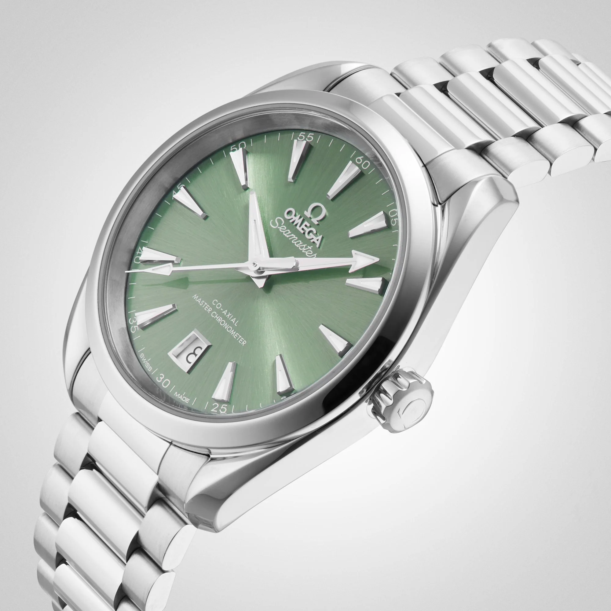 Seamaster Aqua Terra 150M | 38mm, Steel, Sunbeam Green Dial - Image 6