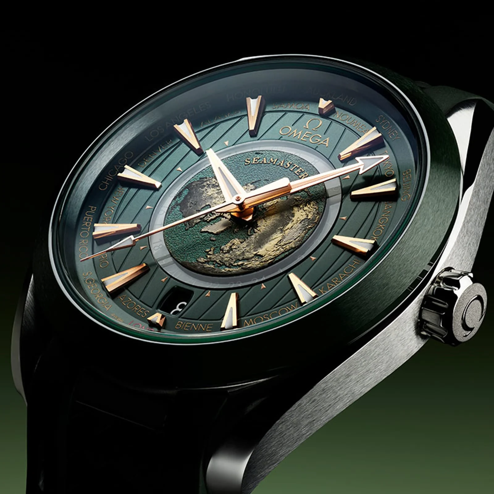 Seamaster Aqua Terra 150M | 43mm, Steel, Rubber, Green Dial - Image 3