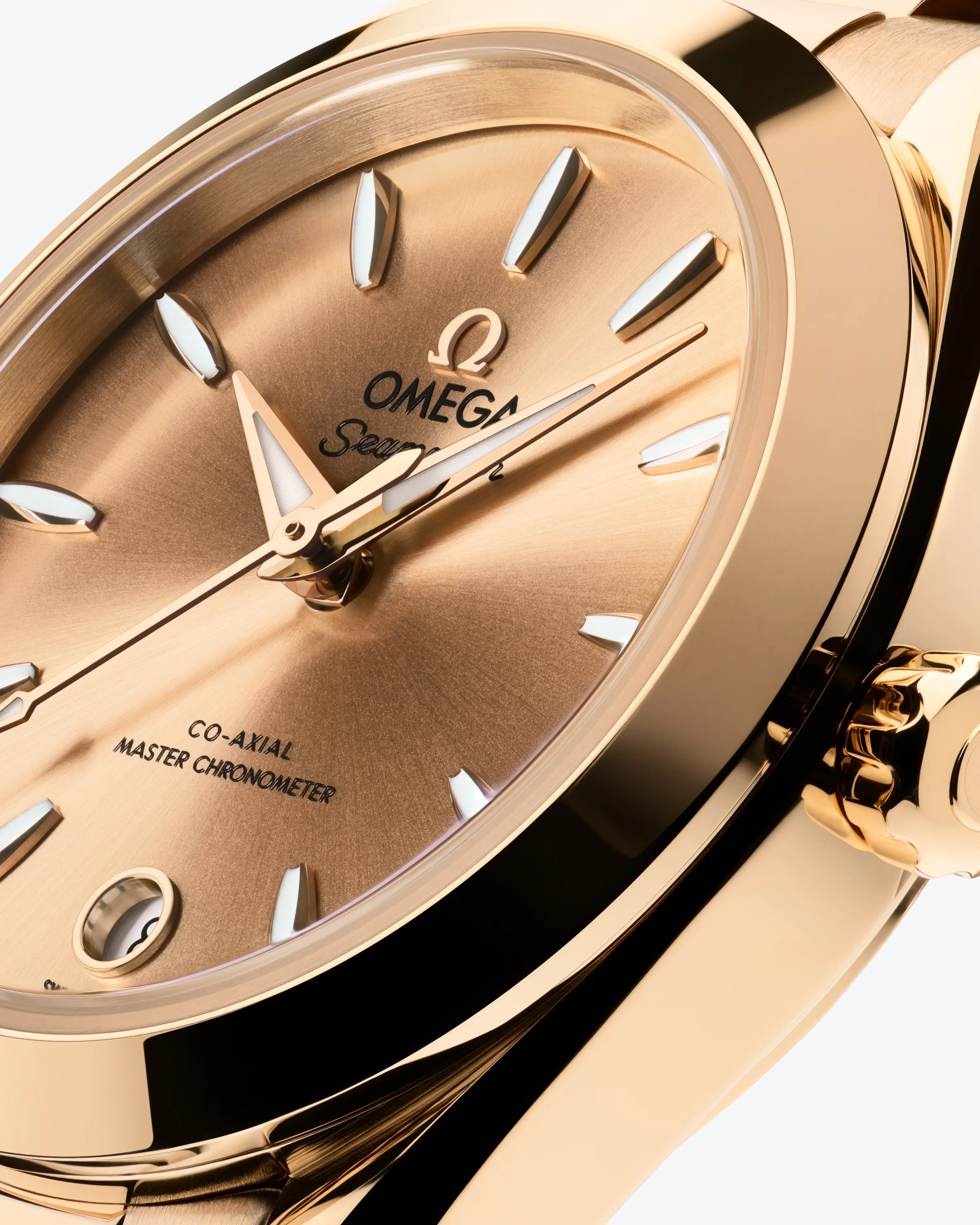 Seamaster Aqua Terra 150M | 30mm, 18K Yellow Gold, Gold Dial - Image 6