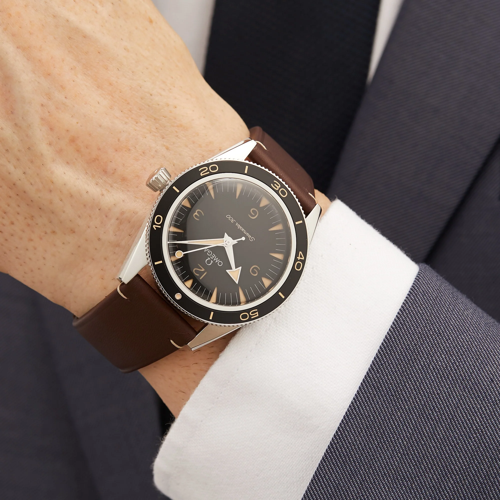 Seamaster 300 | 41mm, Steel, Leather, Black Dial - Image 3