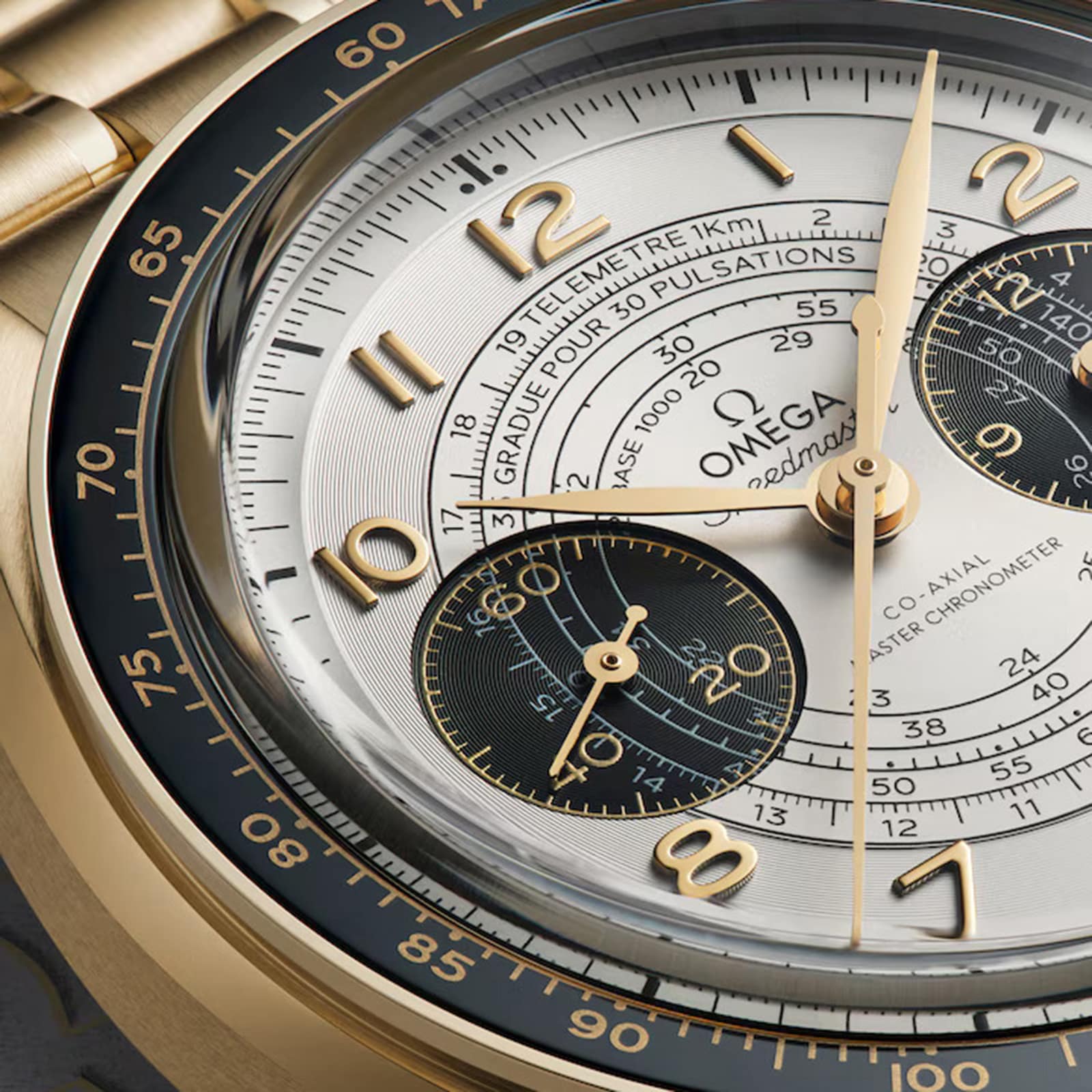 Speedmaster Chronoscope Paris 2024 Olympics | 43mm, 18K Yellow Gold, Silver Dial - Image 2